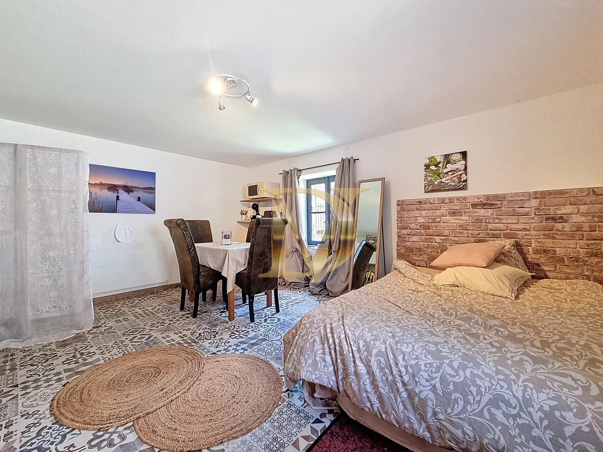 Maison 8 pièces 276 m² · à Bléré · 276 m² · 624 000 €
