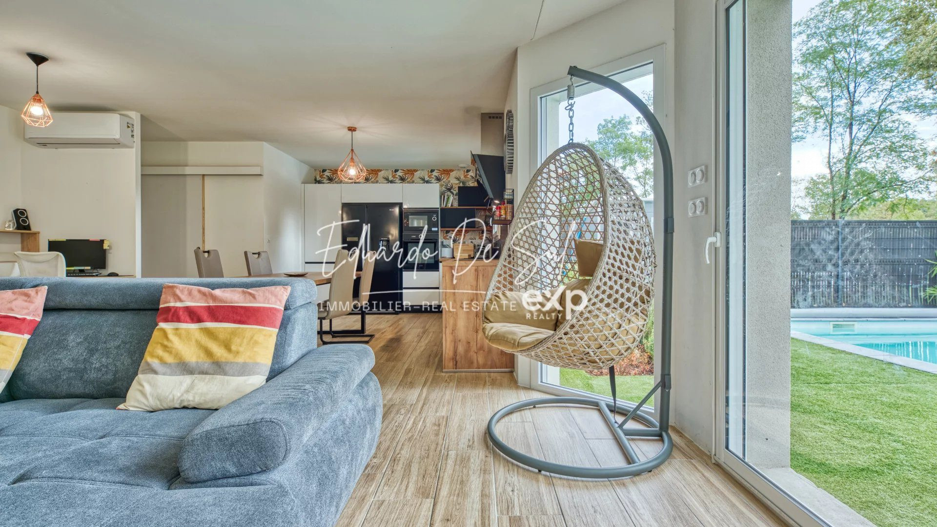 Maison plain-pied récente (2022 et DPE classé A) de 113m², 4 chambres dont 1 suite parentale, piscine et garage
