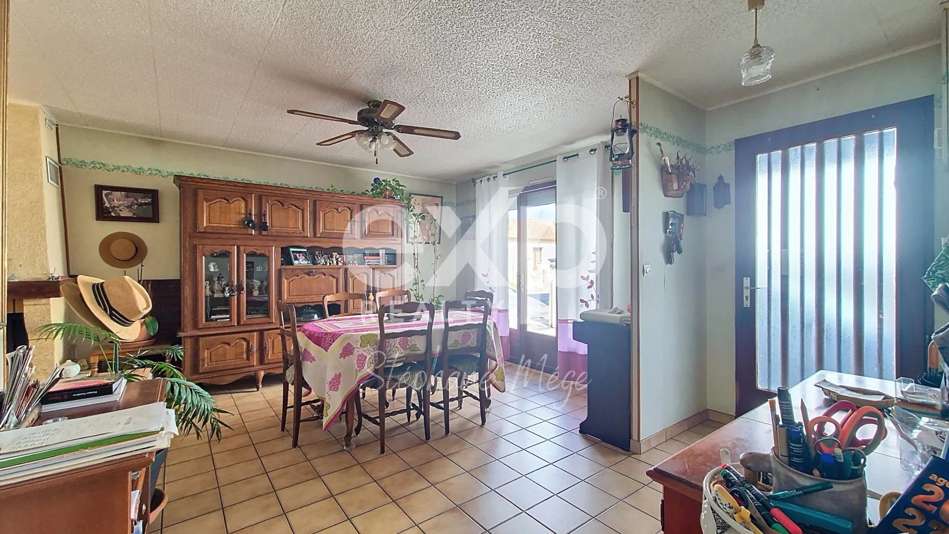 75 m² Family Home with Terrace and Garage – Ambarès-et-Lagrave Center, Close to Train Station and Schools 5