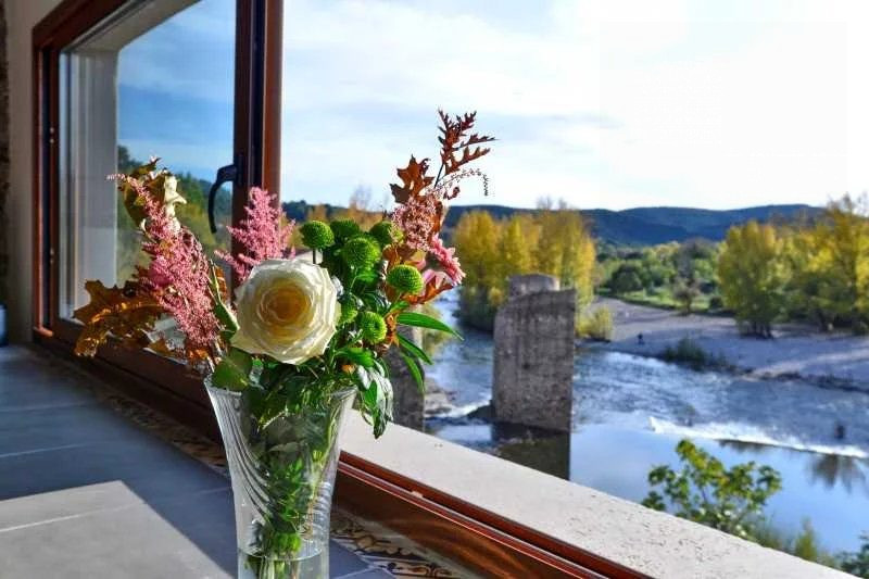 Maison à vendre à Roquebrun, 478 m²