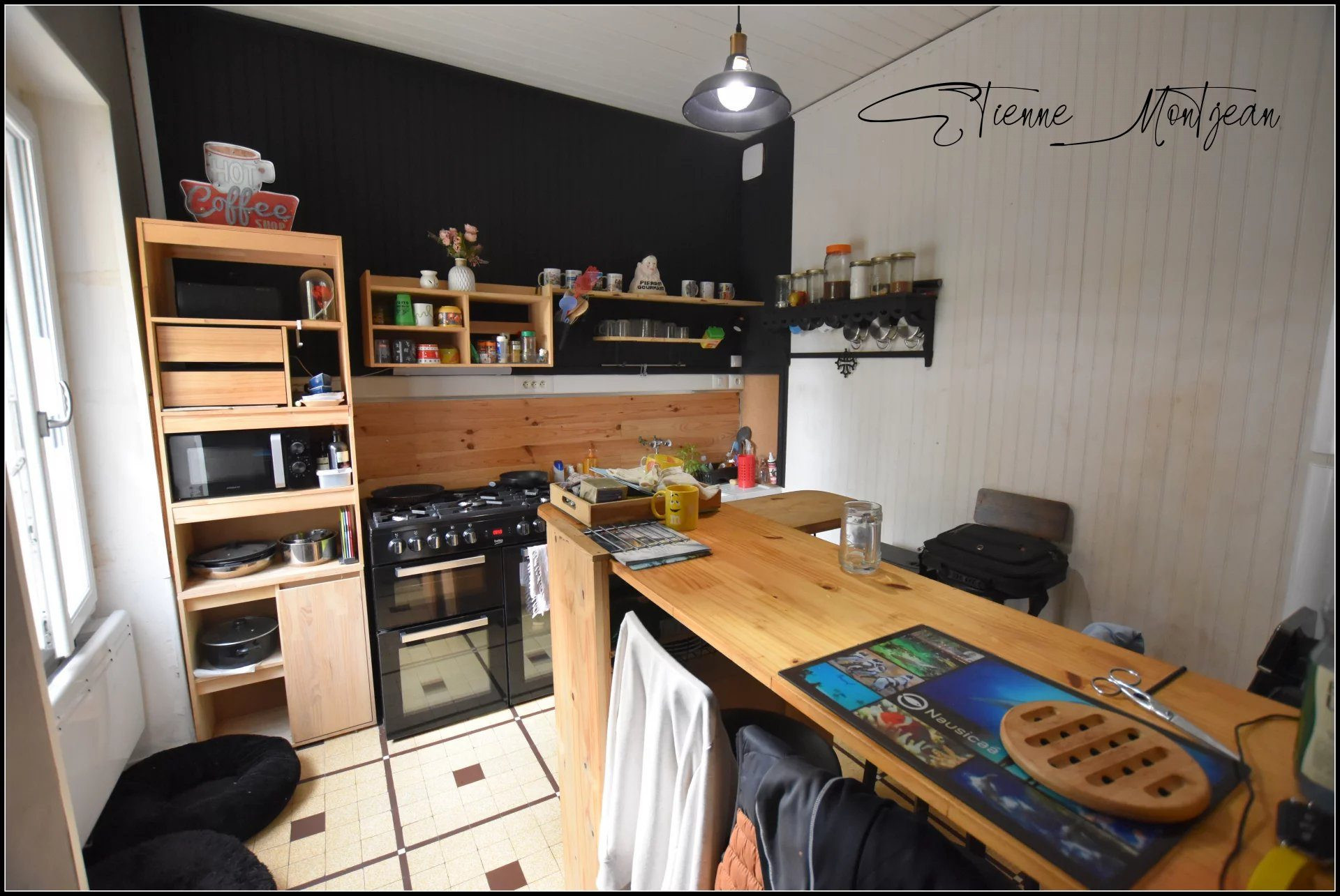 House in Luzech, 69 m², 2 bedrooms, requiring completion of renovation, with terrace 2