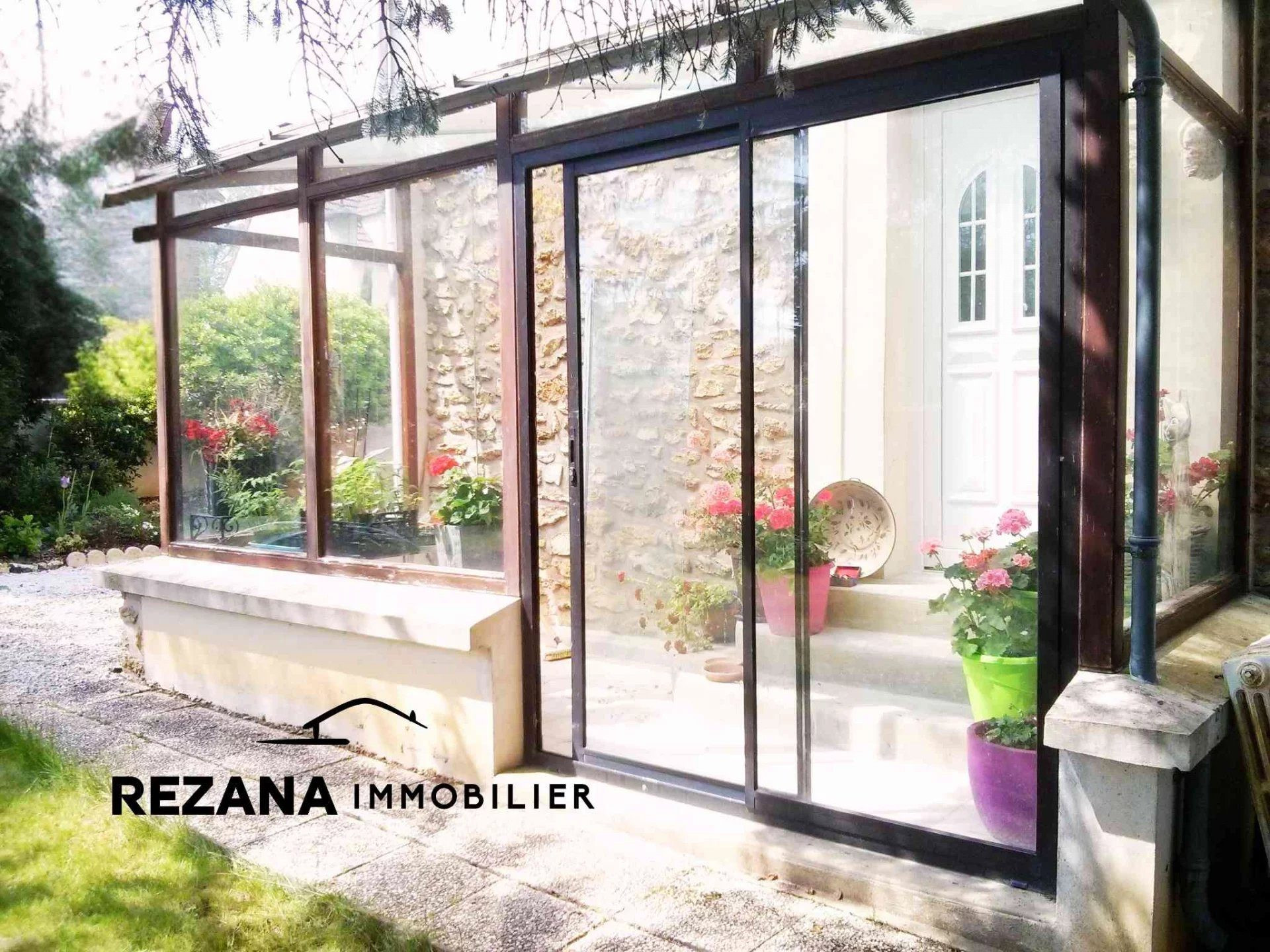 Hameau de Vosves, Maison familiale rénovée 120m² - Terrain 1860m²
