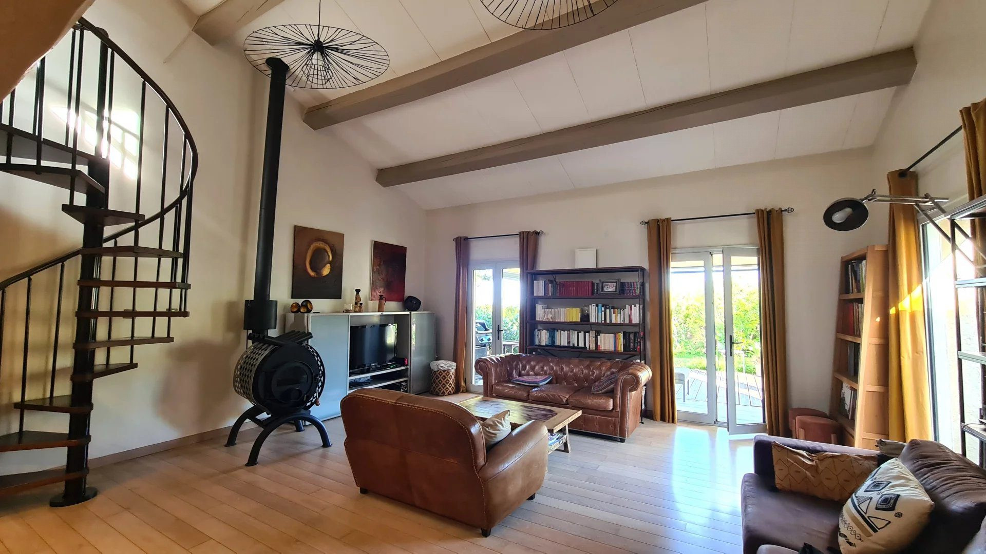 Maison à vendre à Tourbes, 208 m²