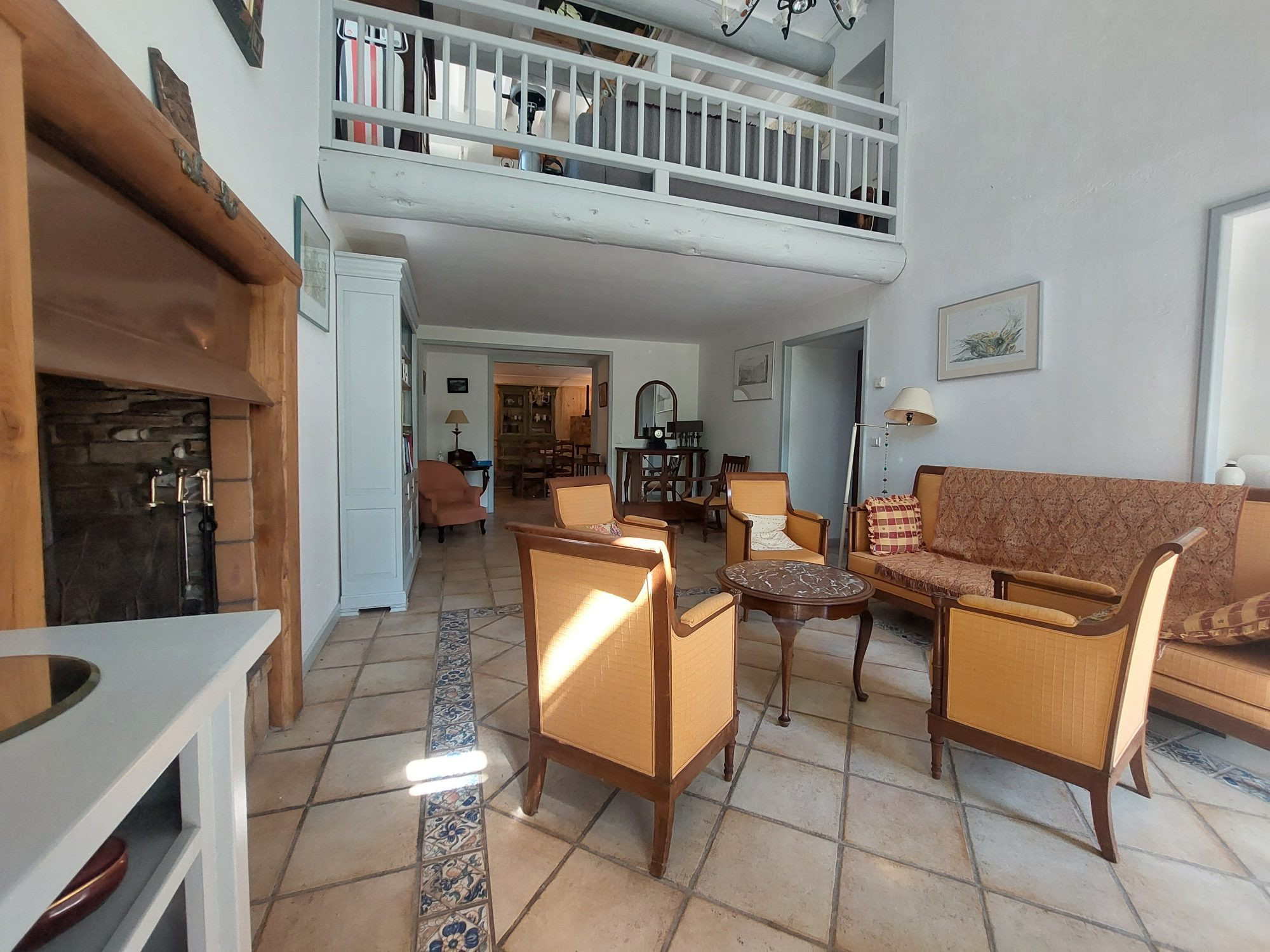 Maison à vendre à Saumane, 197 m²