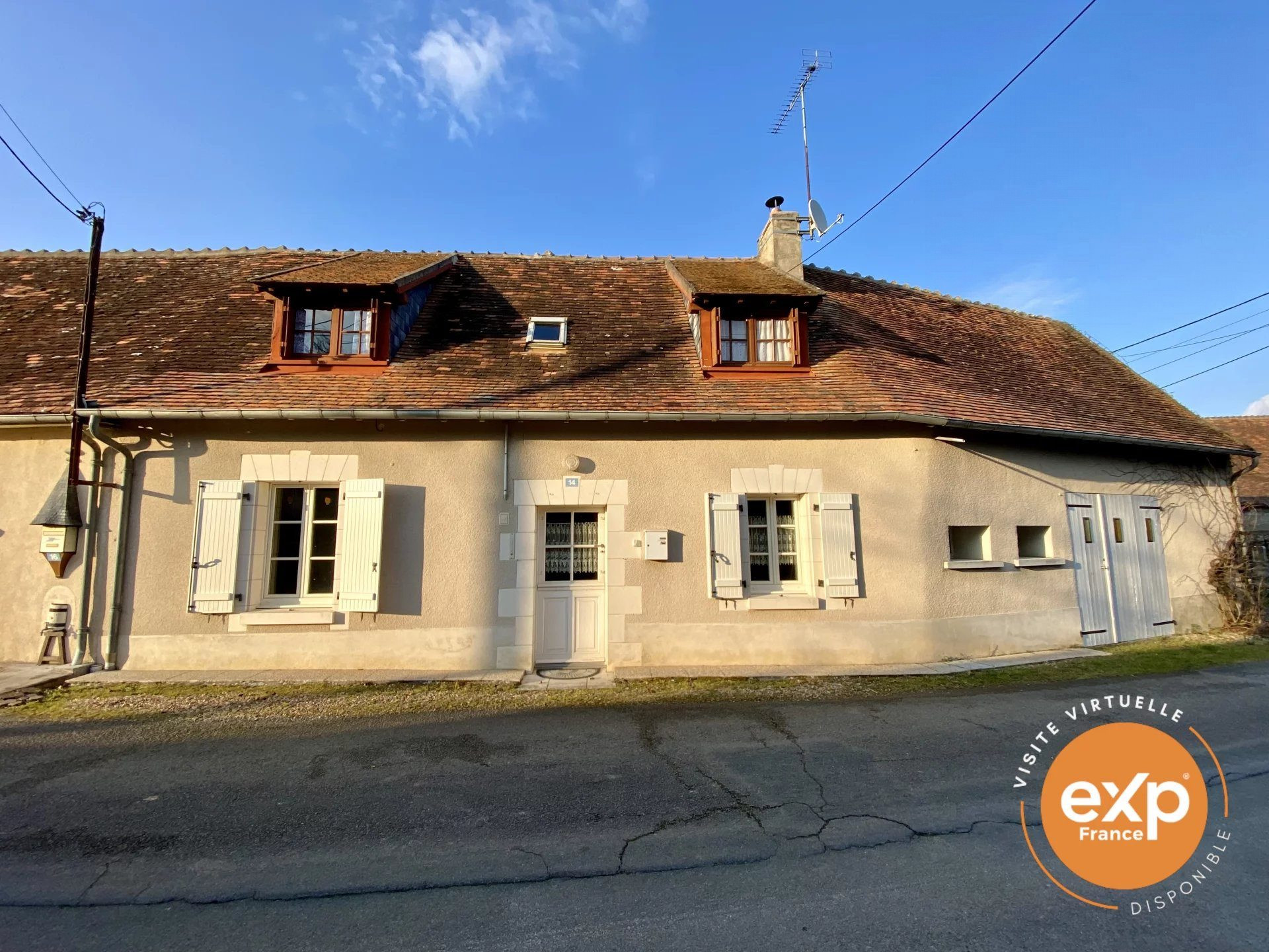 Maison à vendre à Saint-Flovier, 79 m²