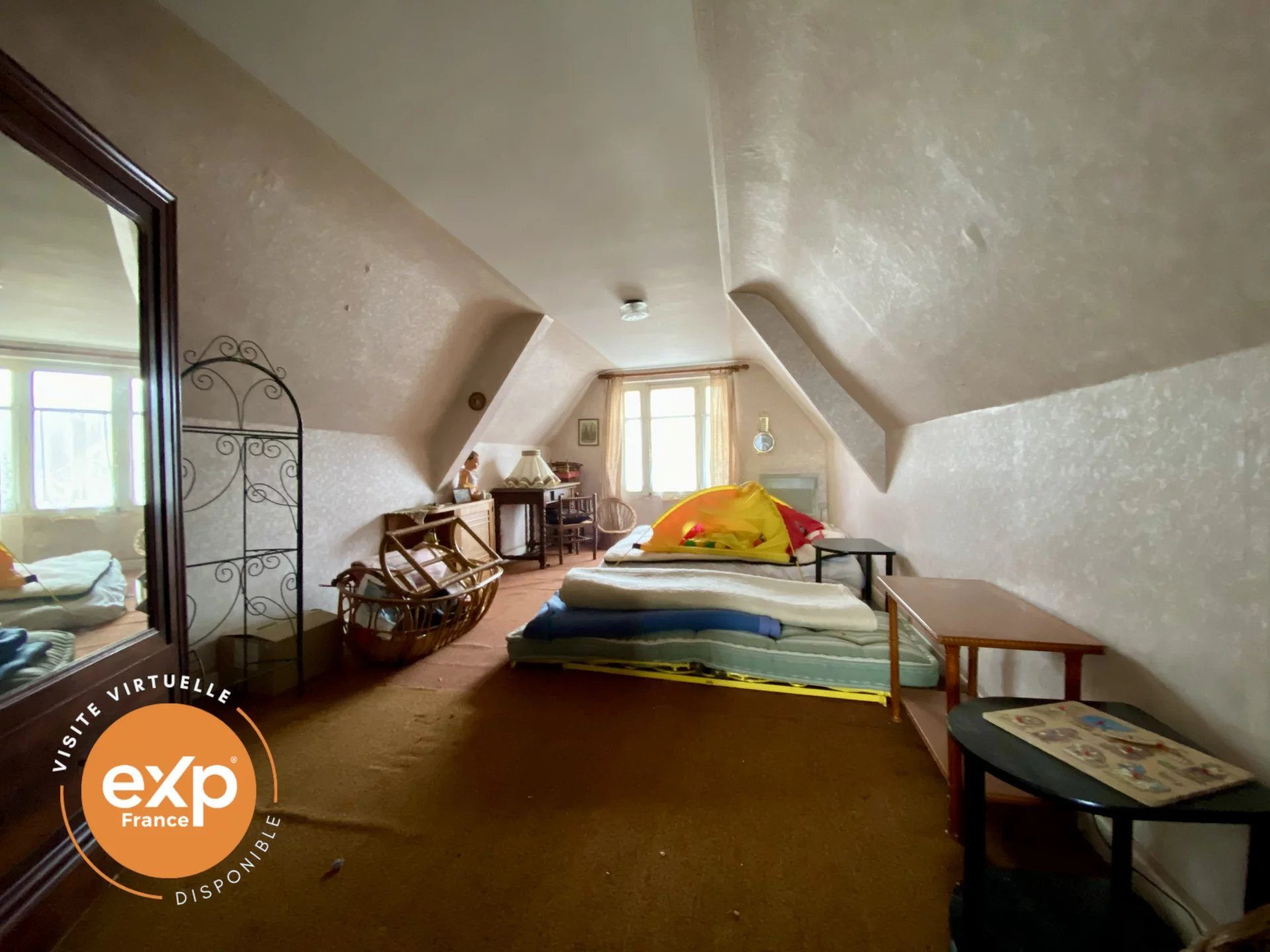 House for sale in Saint-Jean-Saint-Germain, 114 m²