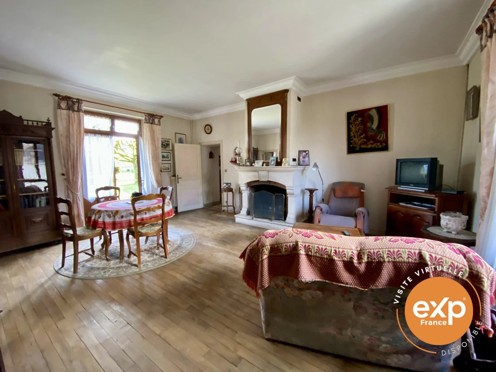 Maison à vendre à Saint-Jean-Saint-Germain, 114 m²