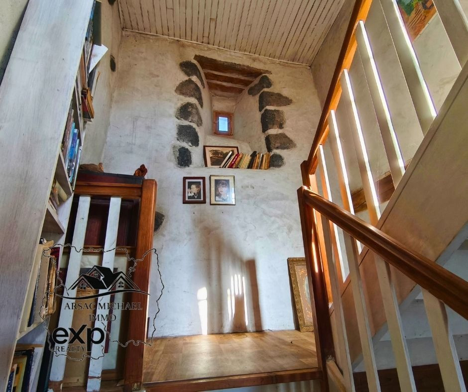 House for sale in Cayres, 556 m²