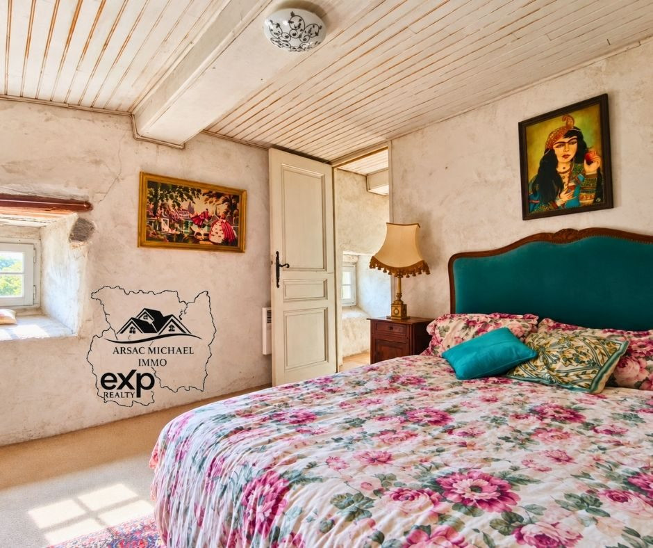 House for sale in Cayres, 556 m²