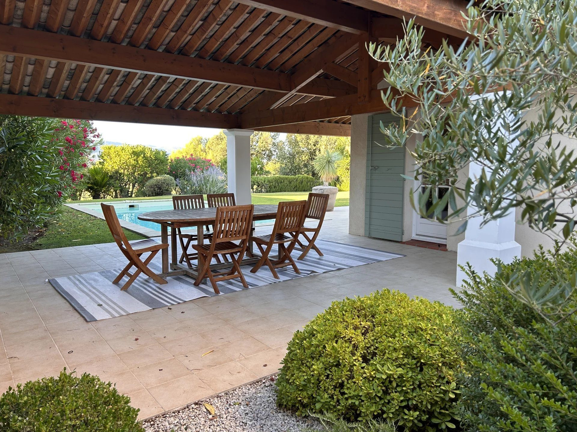 Maison à vendre à Mallemort, 174 m²