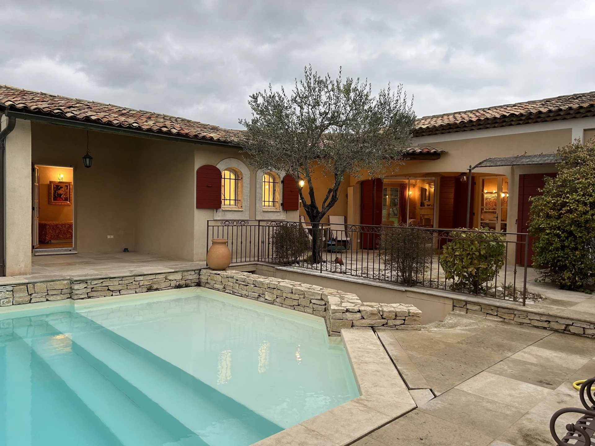 House for sale in Mallemort, 250 m²