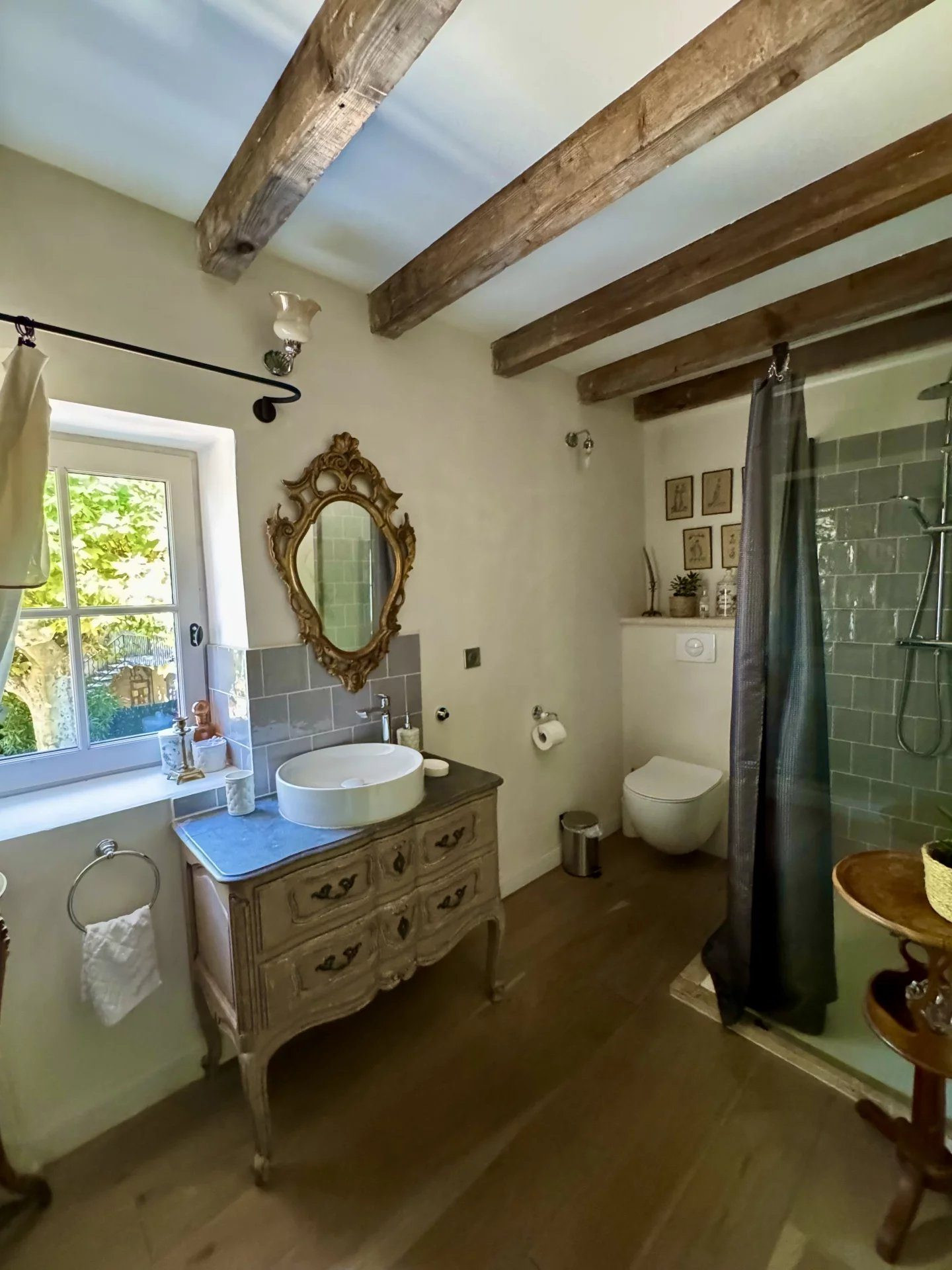 Maison 7 pièces 252 m² · à Mollégès · 252 m² · 980 000 €