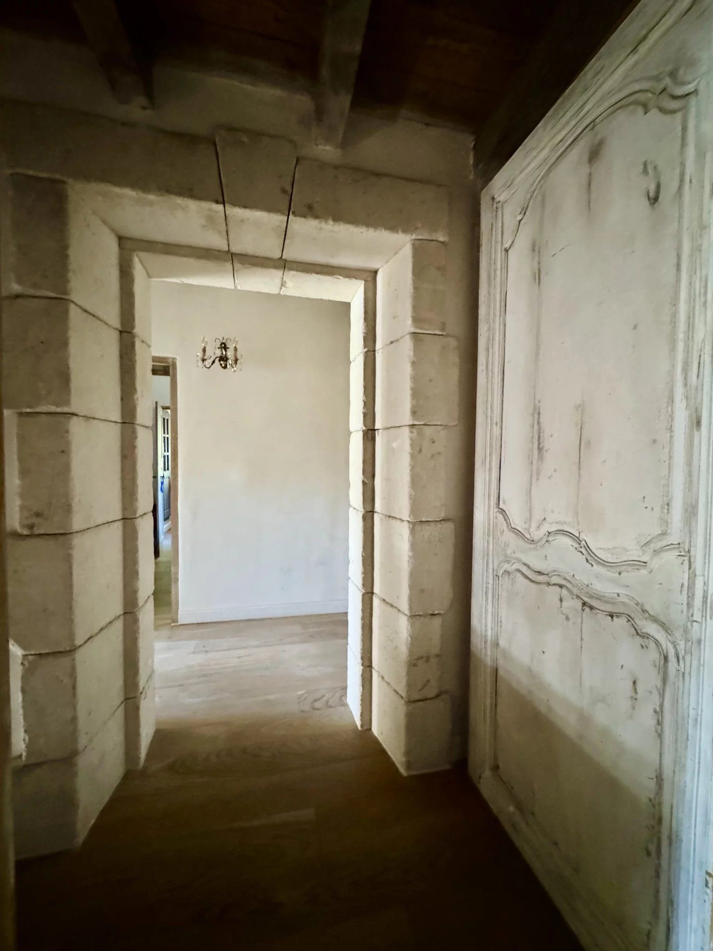 Maison 7 pièces 252 m² · à Mollégès · 252 m² · 980 000 €