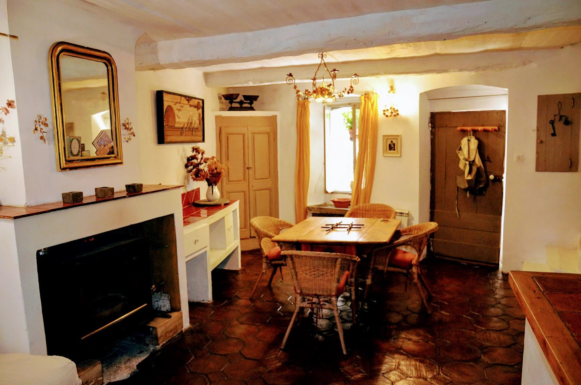Maison à vendre à Tourtour, 122 m²