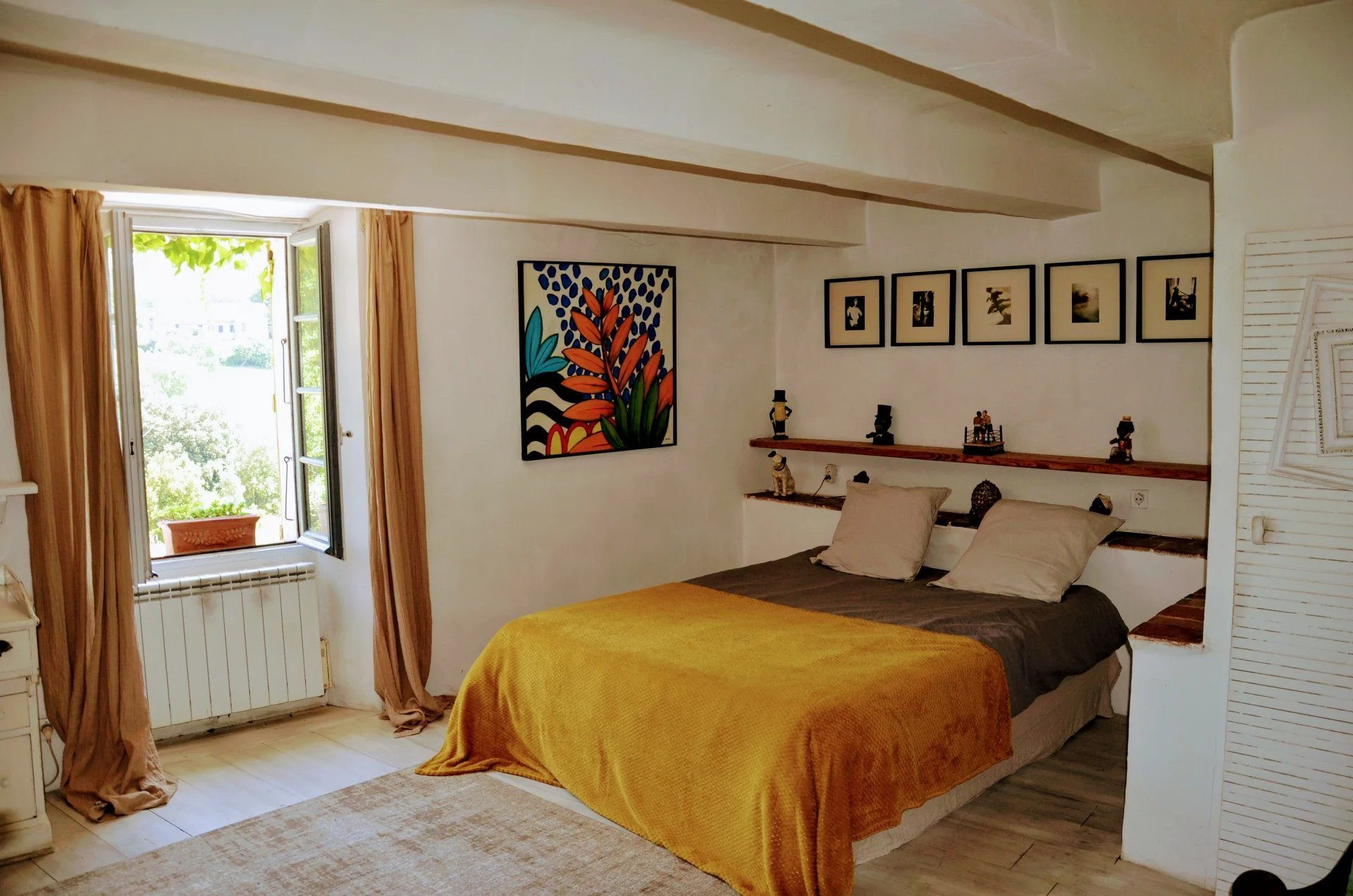 Superbe maison de village 3 chambres, cave et parking