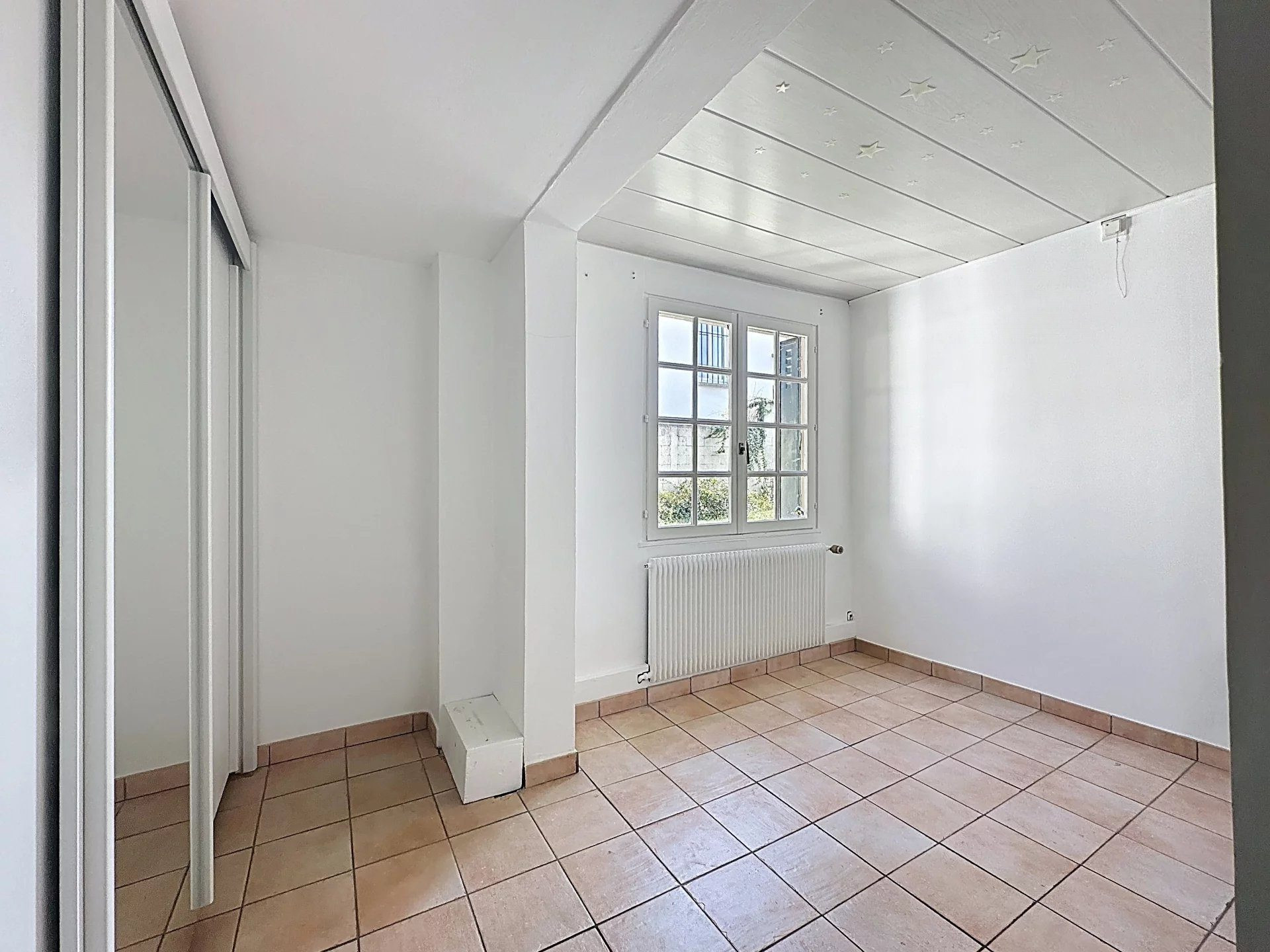 Maison à vendre à Saint-Denis, 77 m²
