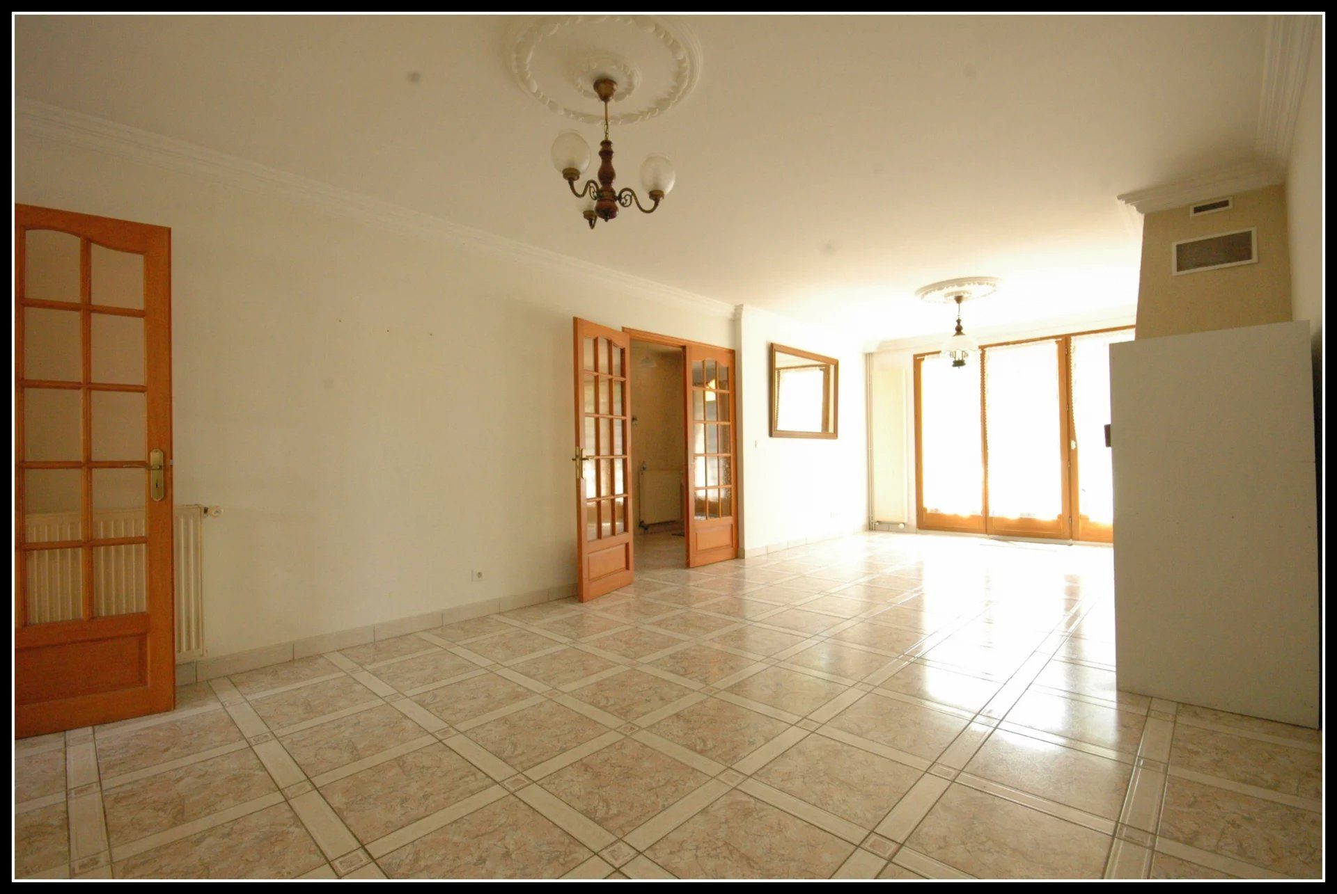 Maison à vendre à Nangis, 200 m²