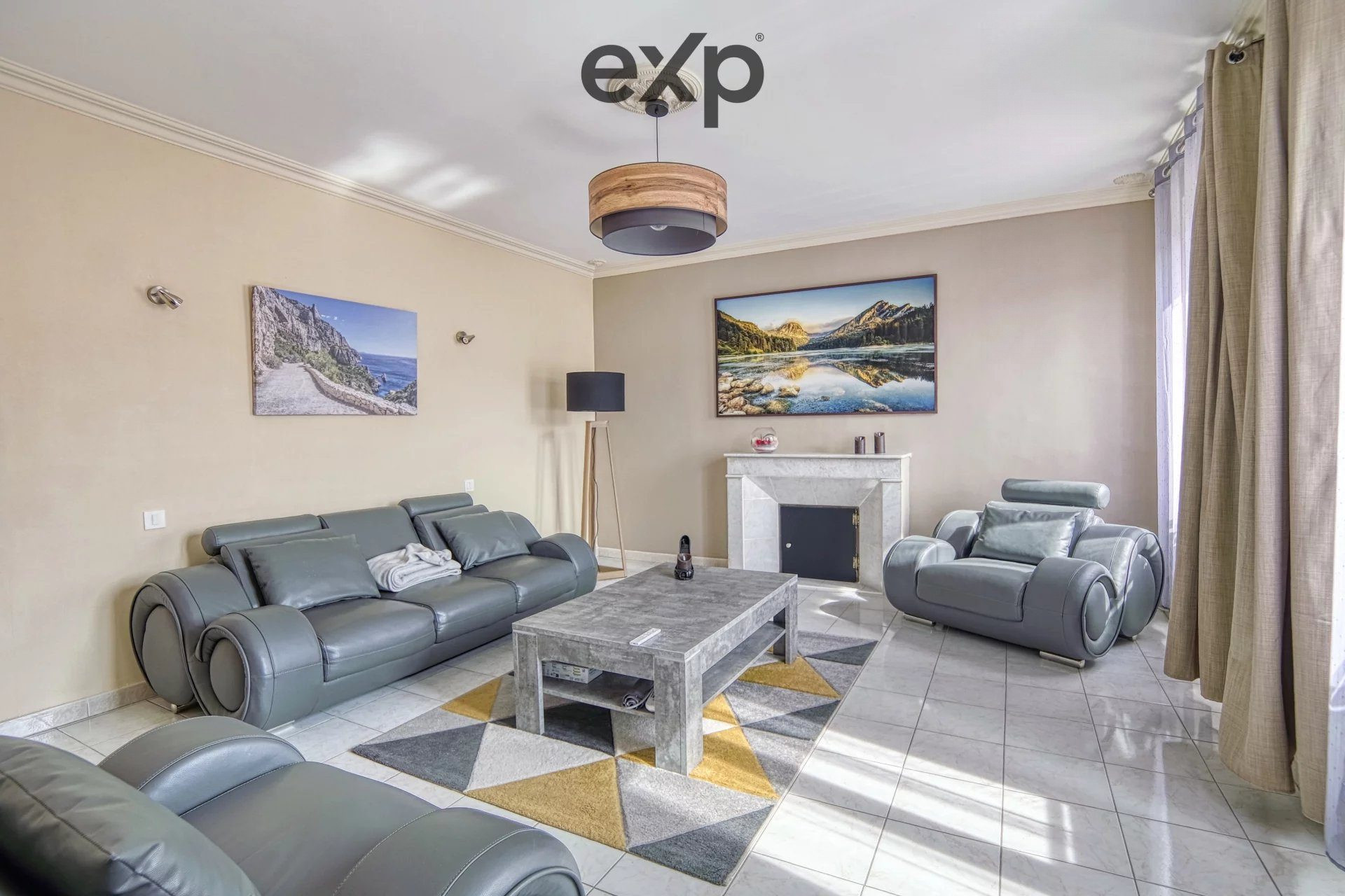 Rare for sale: Renovated Townhouse with Swimming Pool and Terrace – Apt, Vaucluse 4