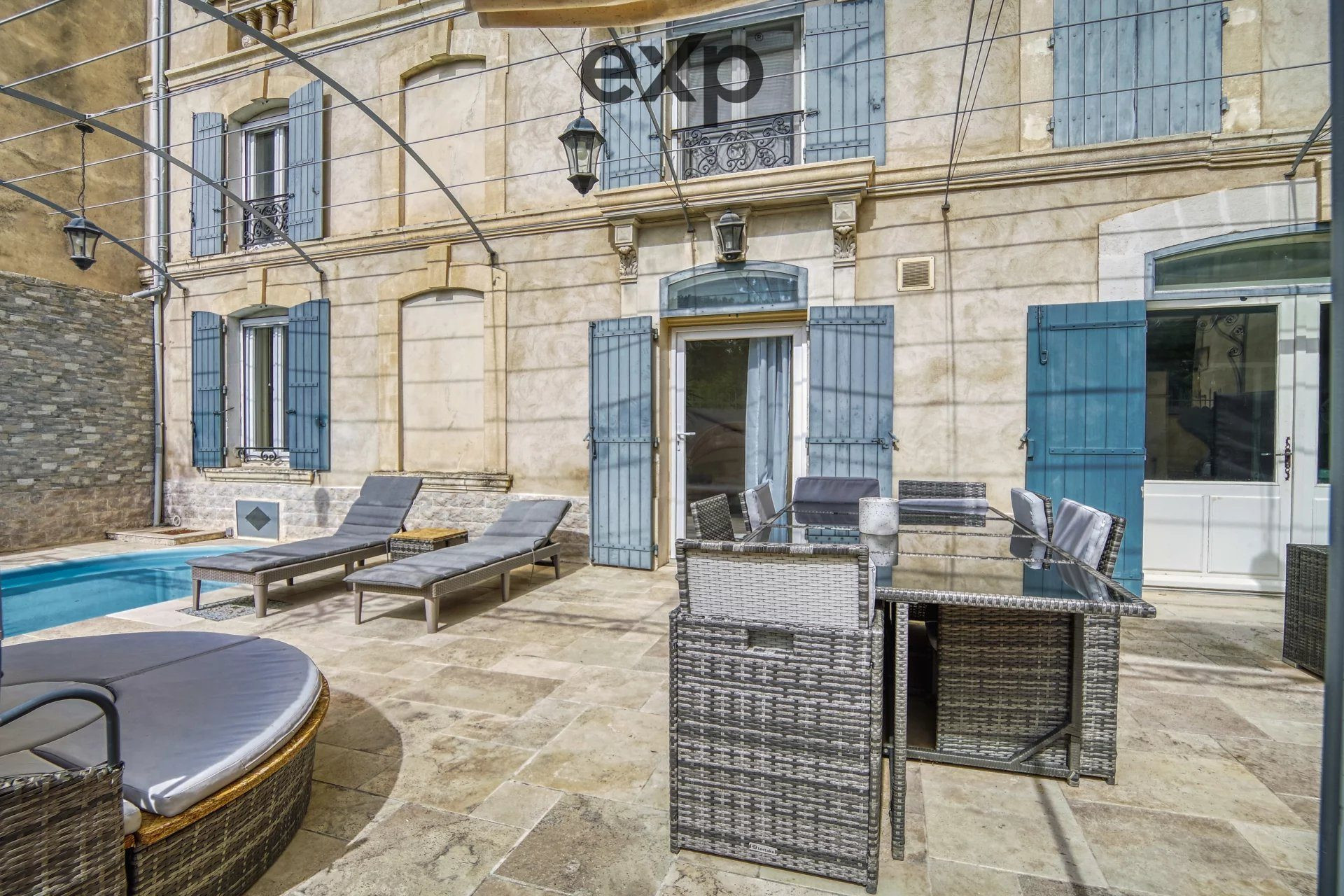 Rare à la vente : Hôtel Particulier rénové avec piscine et terrasse – Apt, Vaucluse
