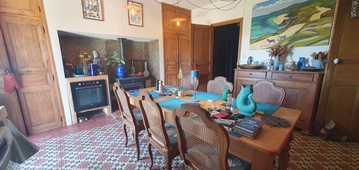Large Winemaker's House – 230 m² – 5 Bedrooms – Garden – La Liquière (Cabrerolles) 3