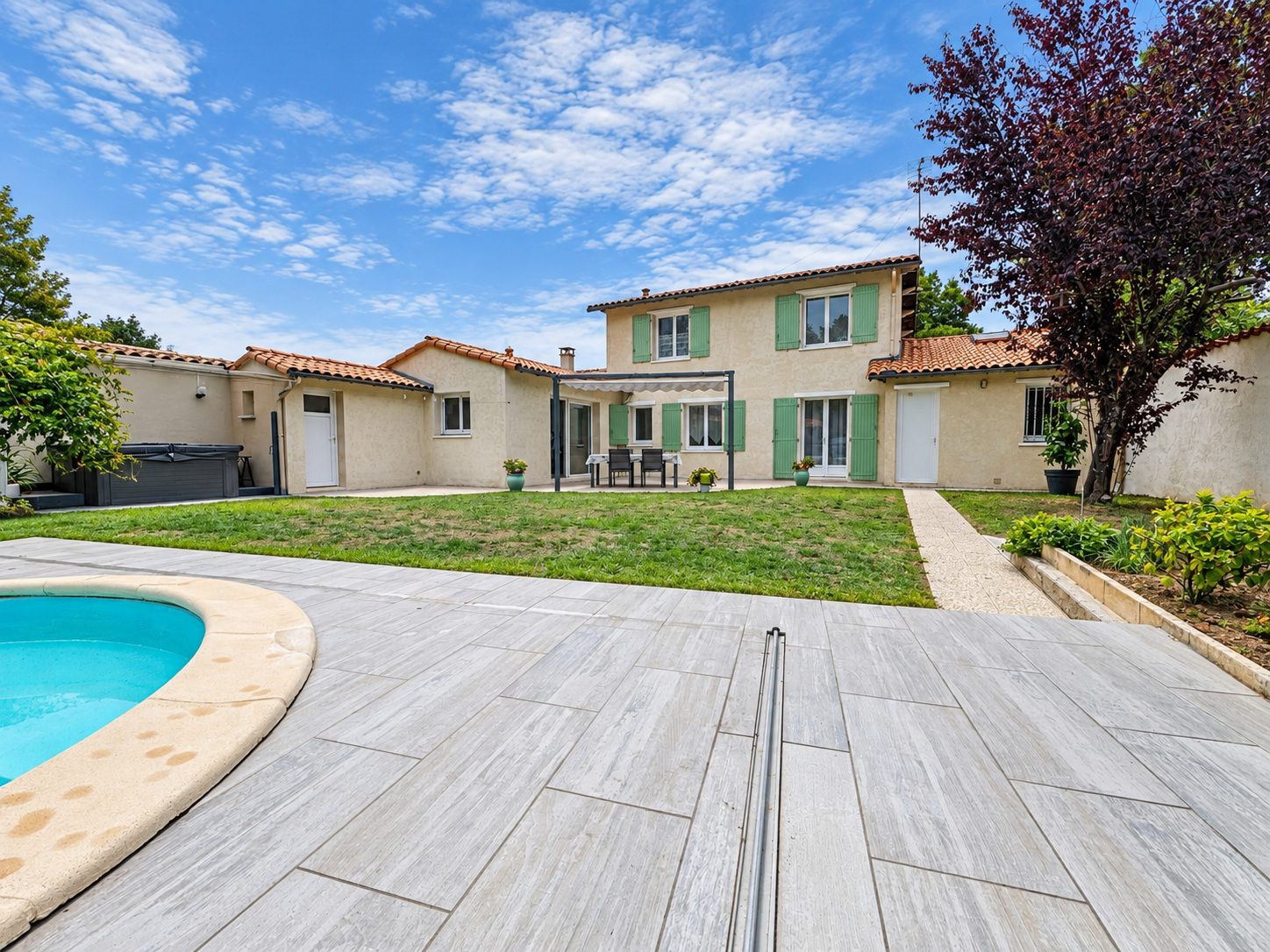 Maison à vendre à Saint-Augustin, 163 m²