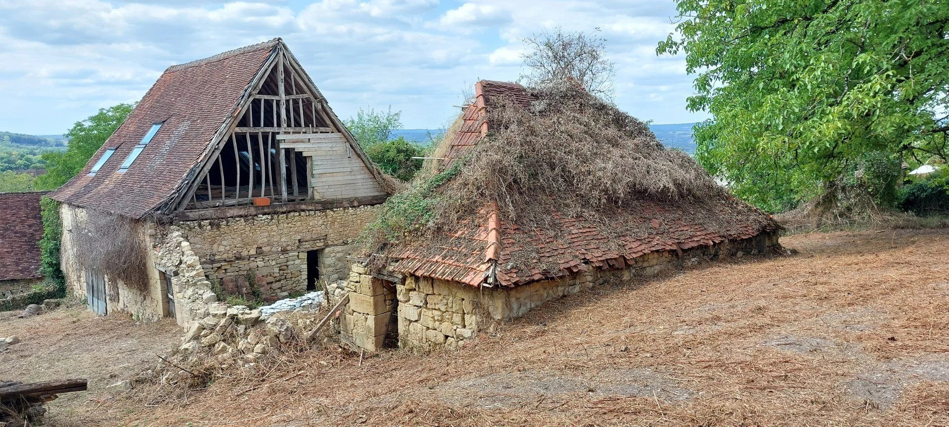 Grange de 125m² sur terrain de 2400m²