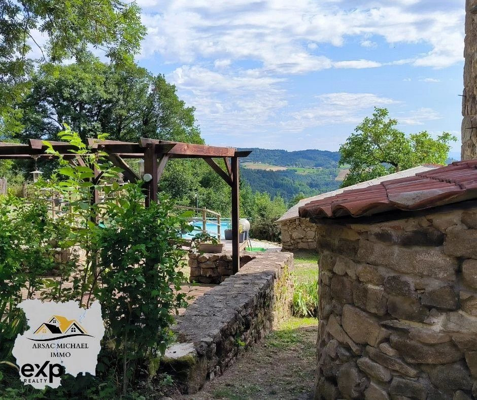 Property with Large Land and Outbuildings 4