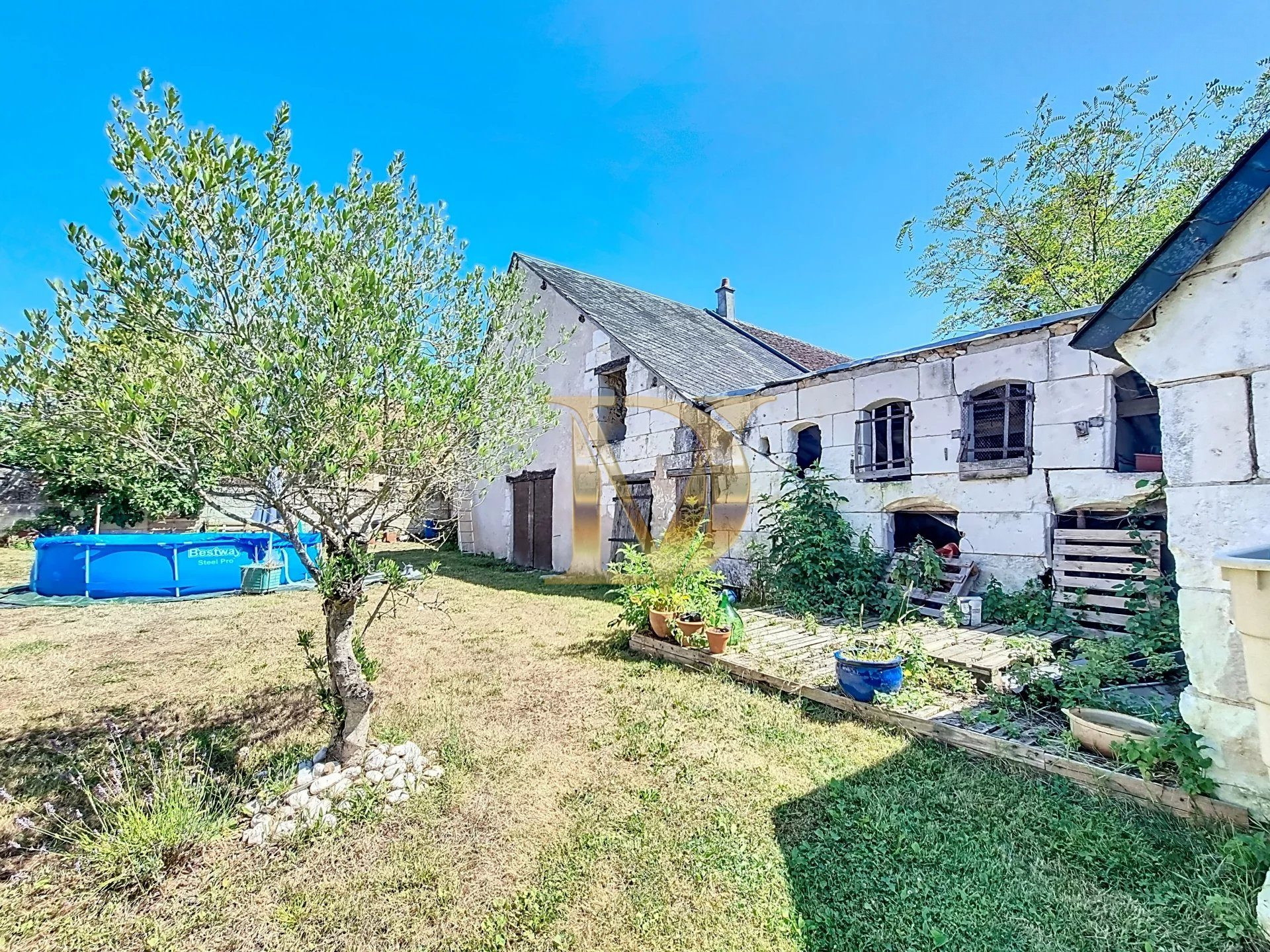 Renovated historic house with outbuildings on 4500 m² of land near Montrichard 4