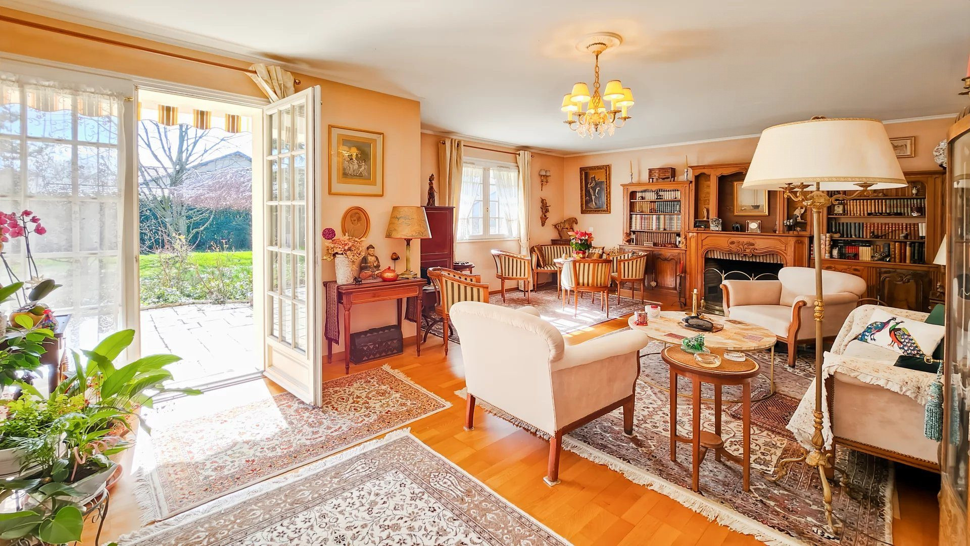 Jolie Maison d'architecte au calme avec grand terrain !