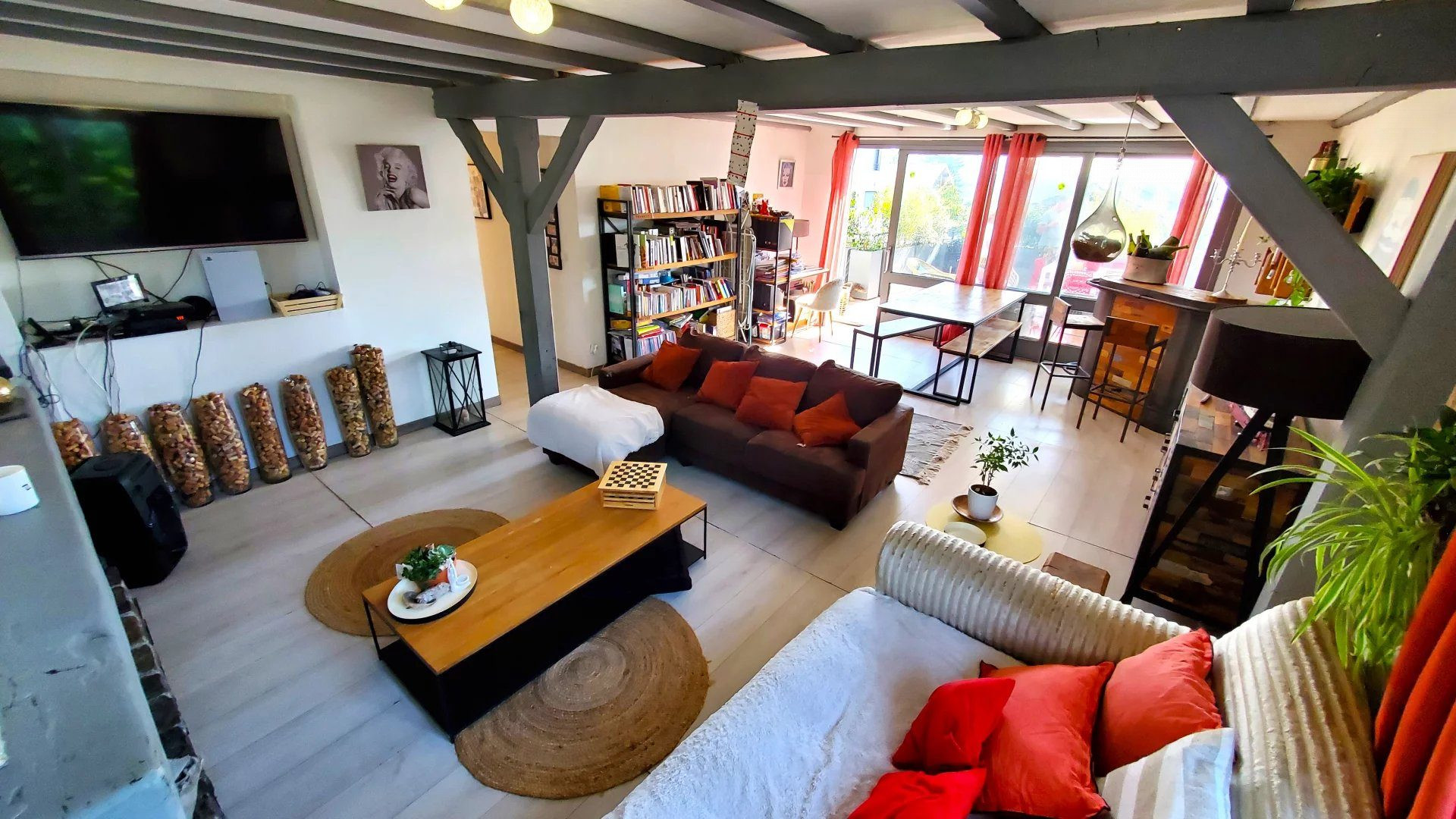 House for sale in Fillinges, 195 m²