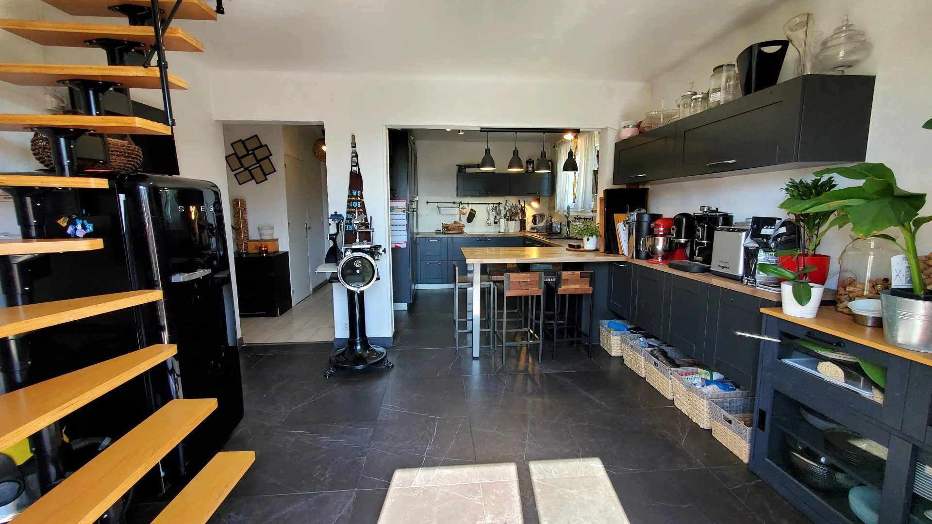 House for sale in Fillinges, 195 m²