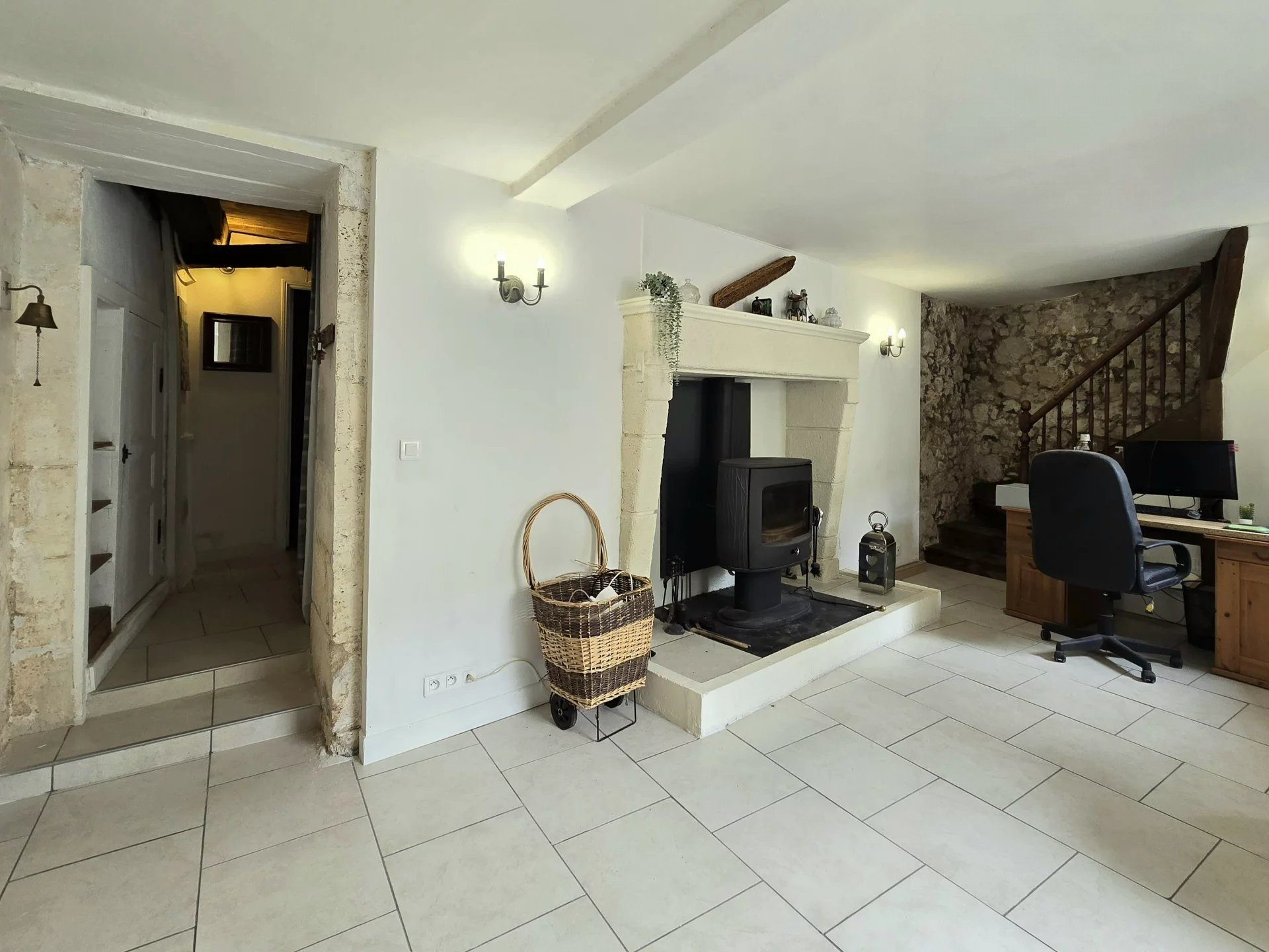 Maison à vendre à Celles, 209 m²