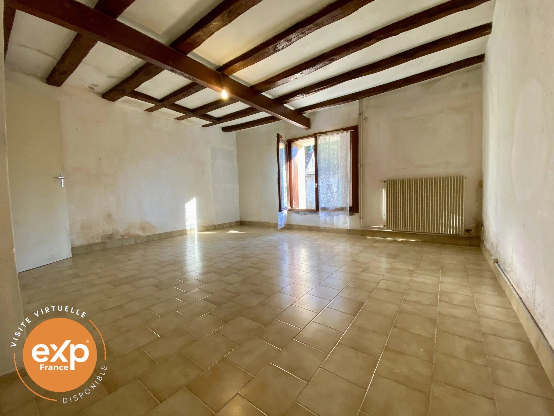 Maison à vendre à Saint-Flovier, 75 m²