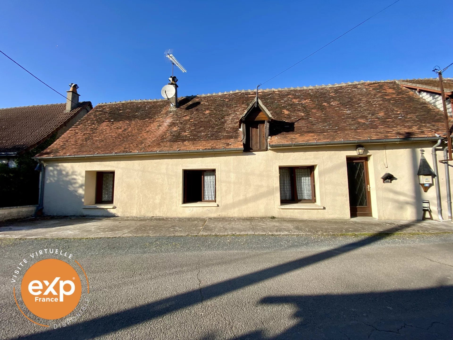 Maison à vendre à Saint-Flovier, 75 m²