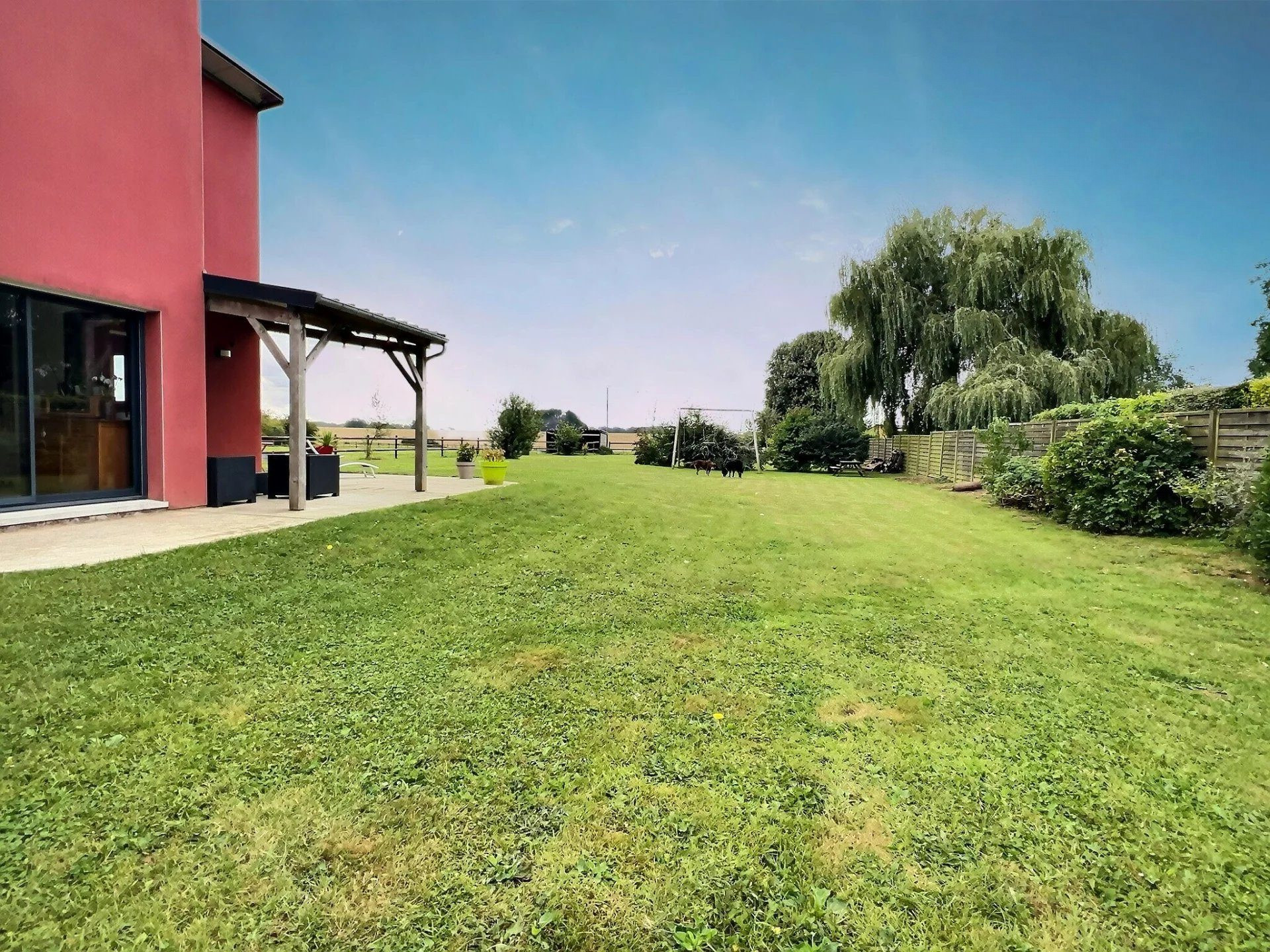 Family Home 7 Rooms – 155 m² – Fauville-en-Caux Countryside – 1.2 hectares of land 4