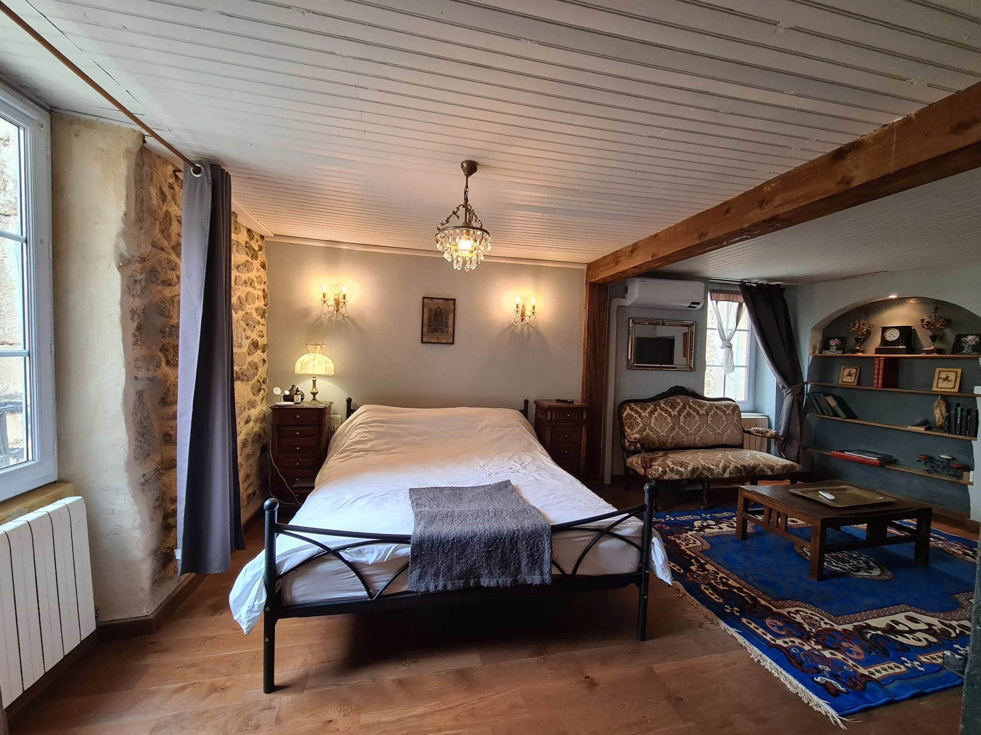 Maison à vendre à Pouzolles, 135 m²