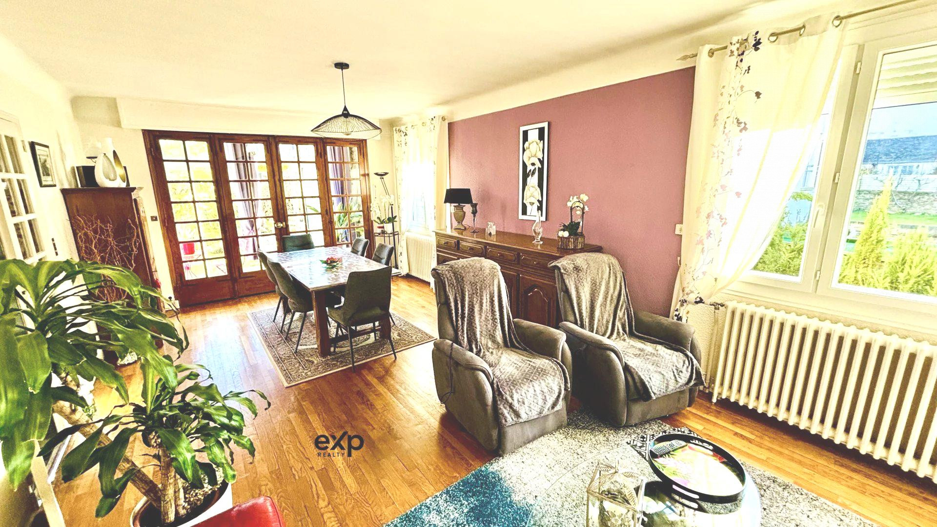 Maison à vendre à Mayenne, 134 m²