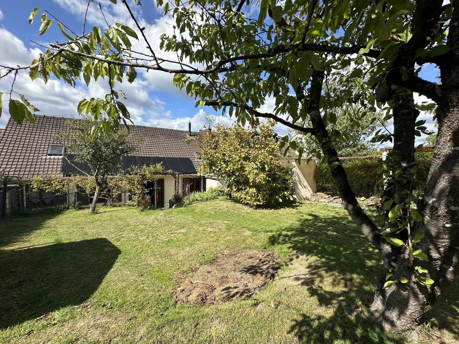 Grande maison familiale à MORET-LOING-ET-ORVANNE