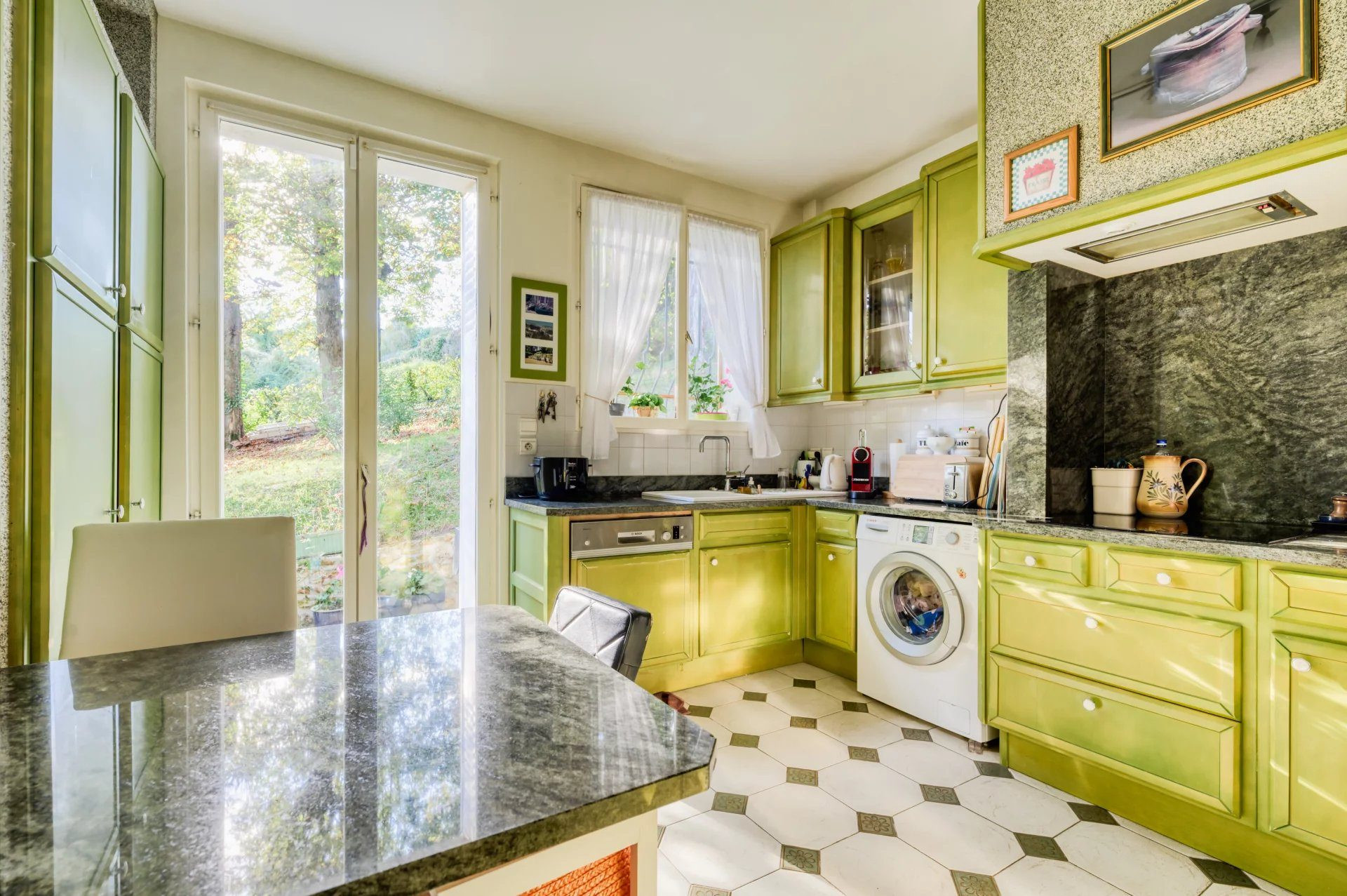 Maison à vendre à Sainte-Aulde, 196 m²