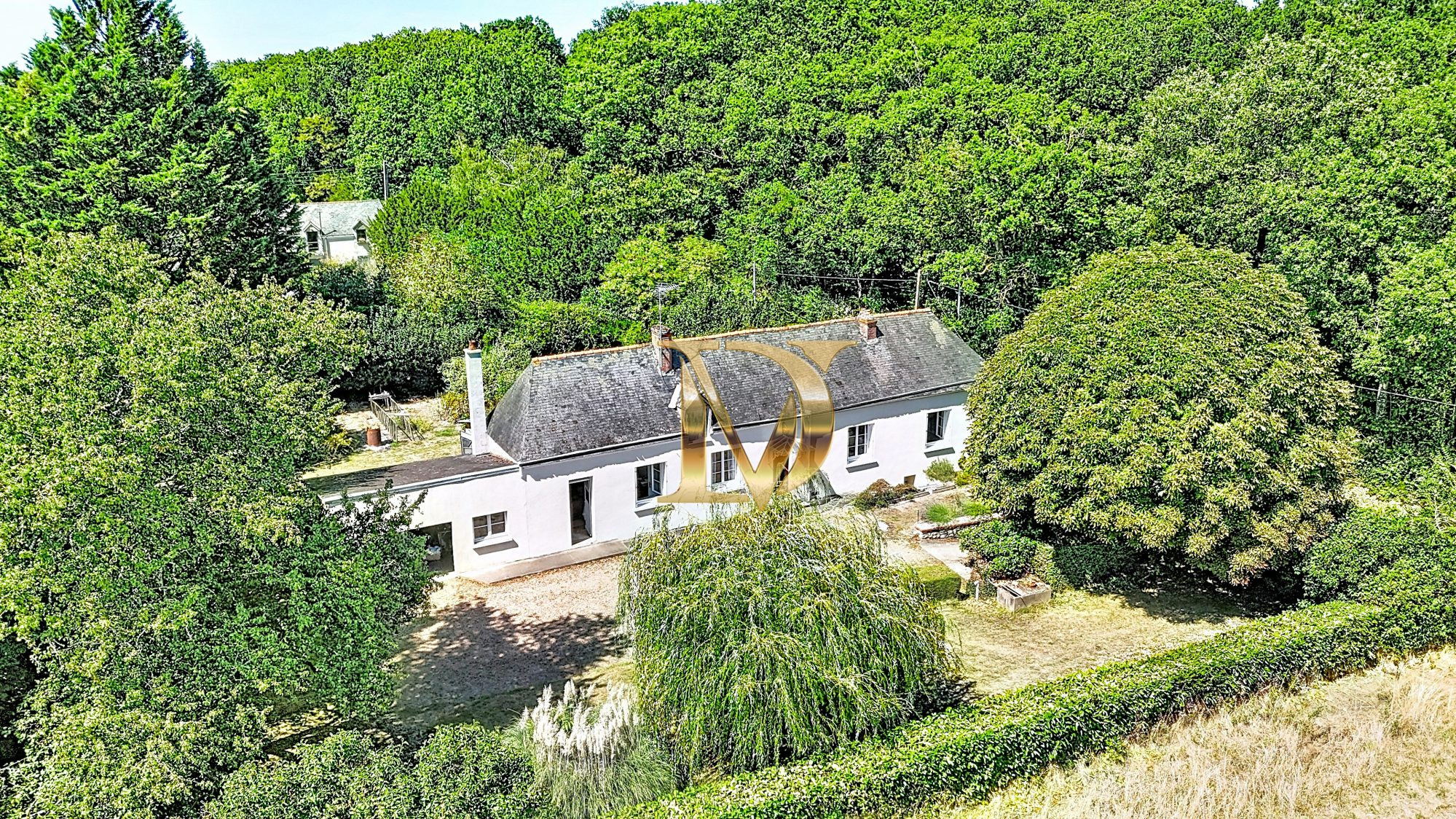 Longère tourangelle à vendre à Luzillé