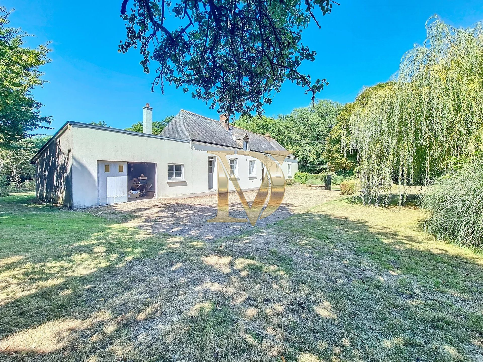 Longère tourangelle à vendre à Luzillé