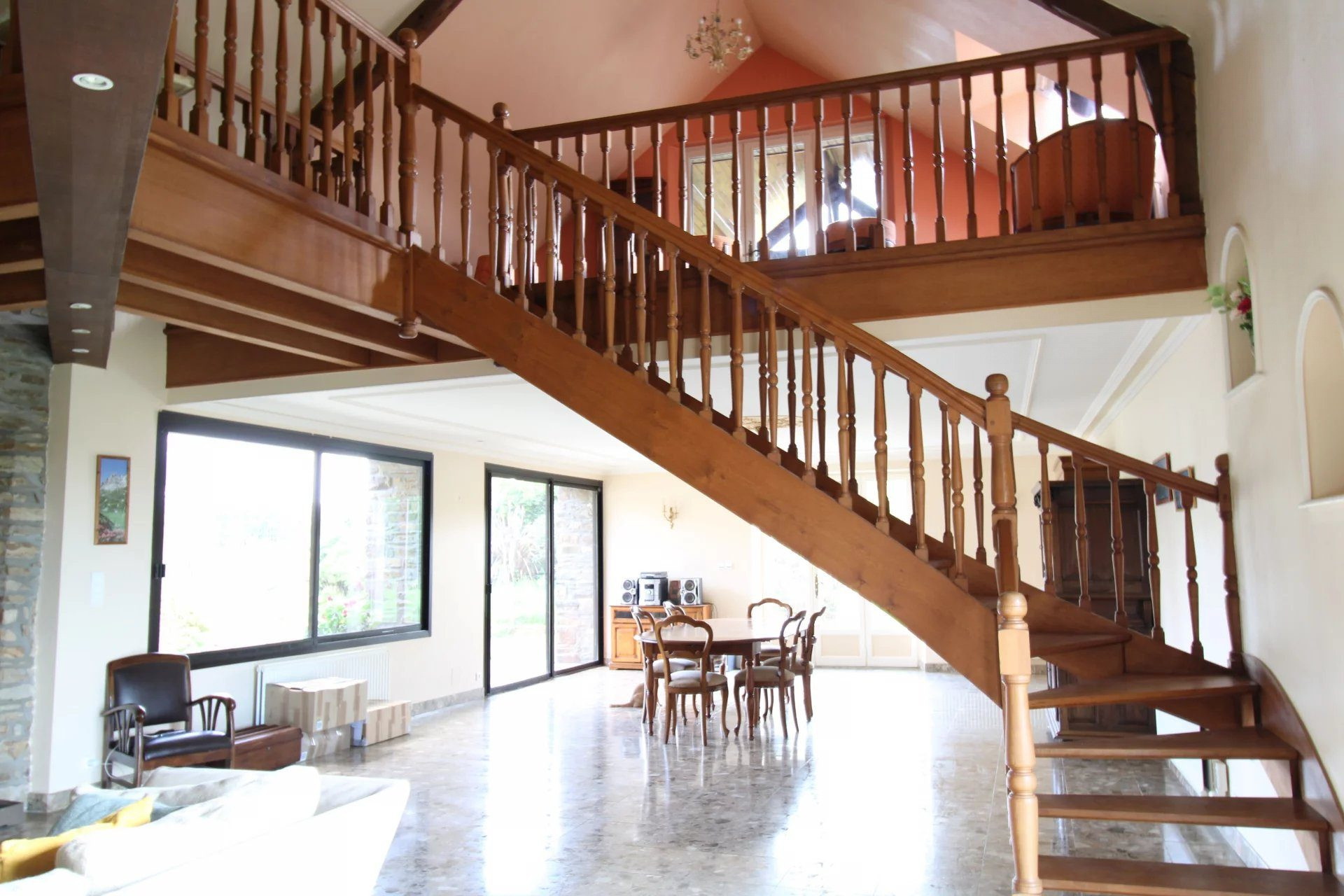 Maison à vendre à Saint-Barnabé, 230 m²