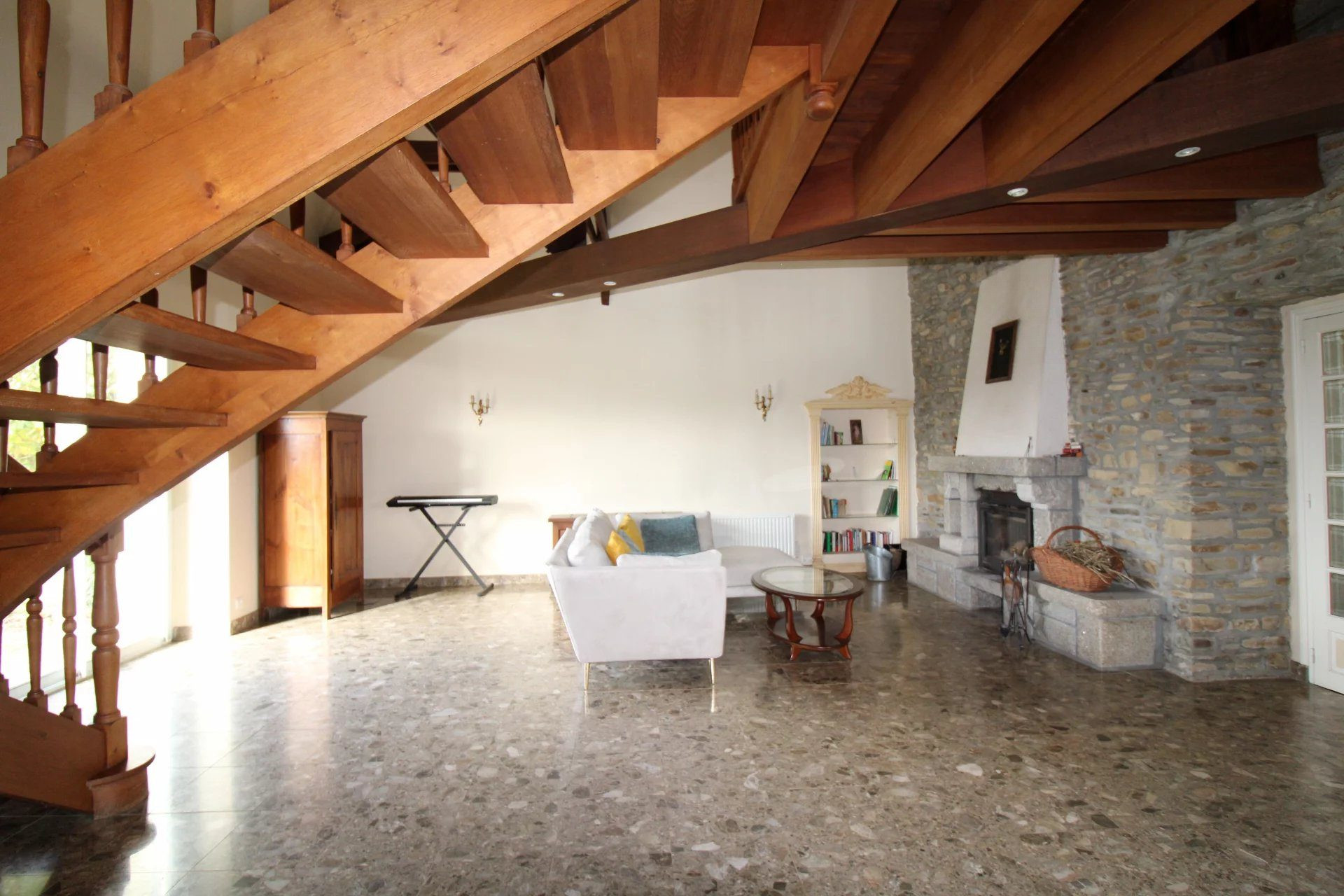 Maison à vendre à Saint-Barnabé, 230 m²