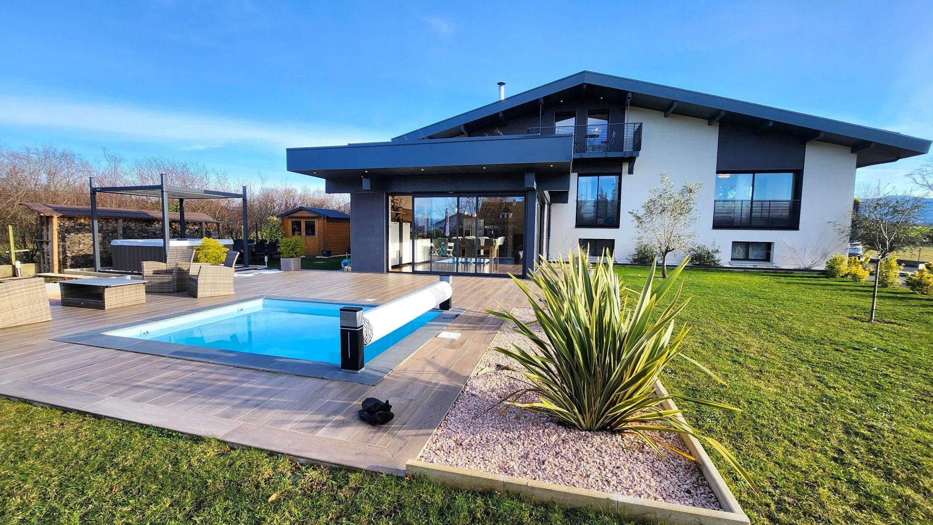 Maison 14 pièces 437 m² · à Anthy-sur-Léman · 437 m² · 2 475 000 €