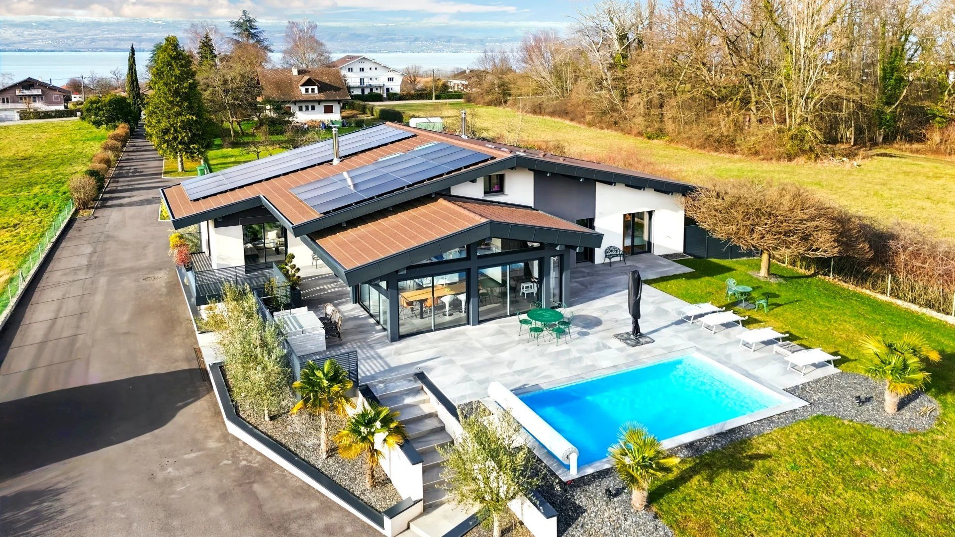 Maison à vendre à Anthy-sur-Léman, 437 m²