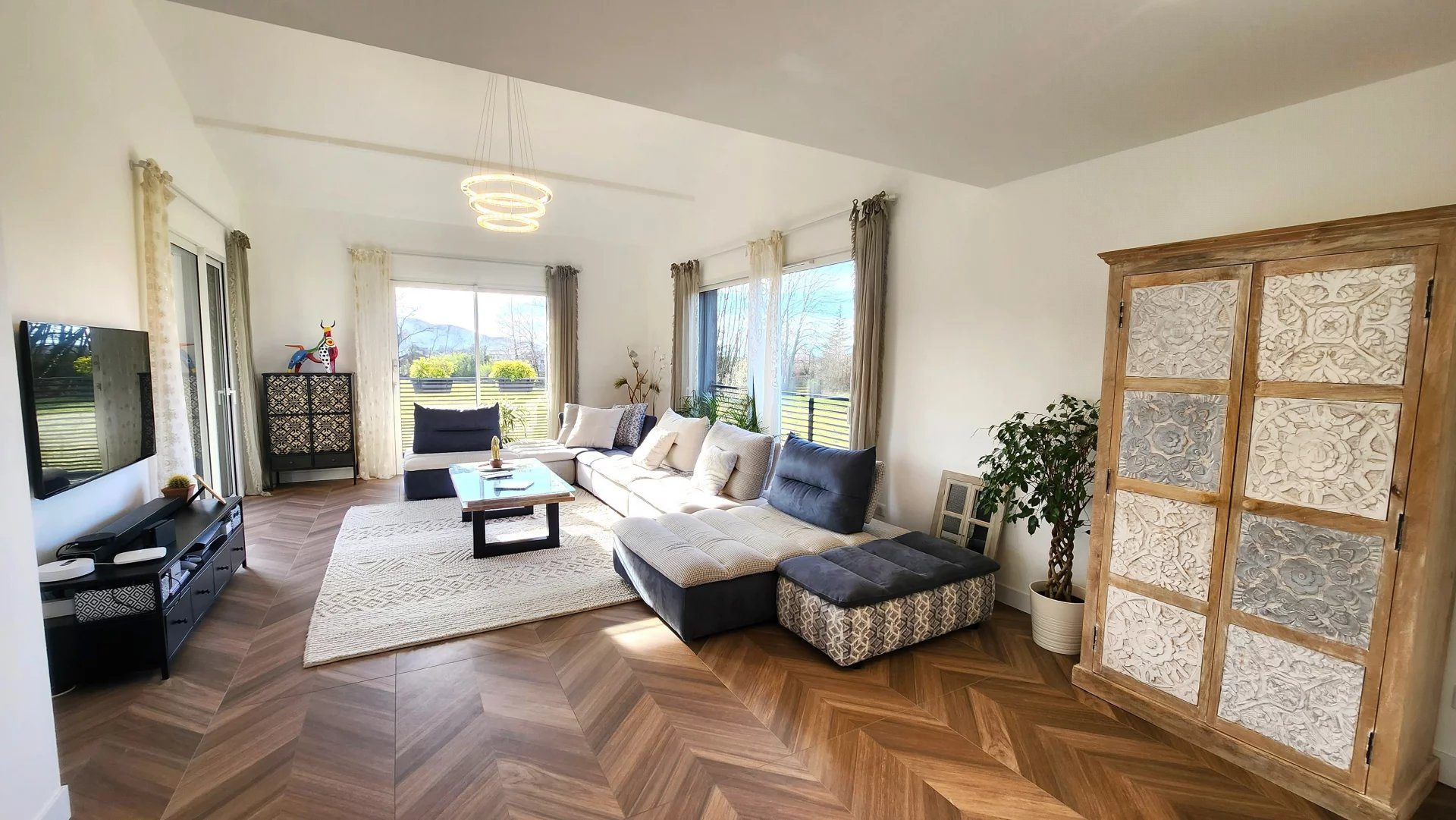Maison à vendre à Anthy-sur-Léman, 437 m²