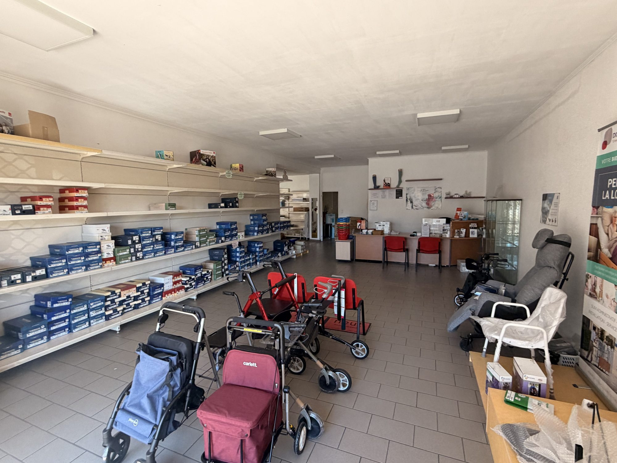 SALE OF A COMMERCIAL PROPERTY - CRAPONNE 5