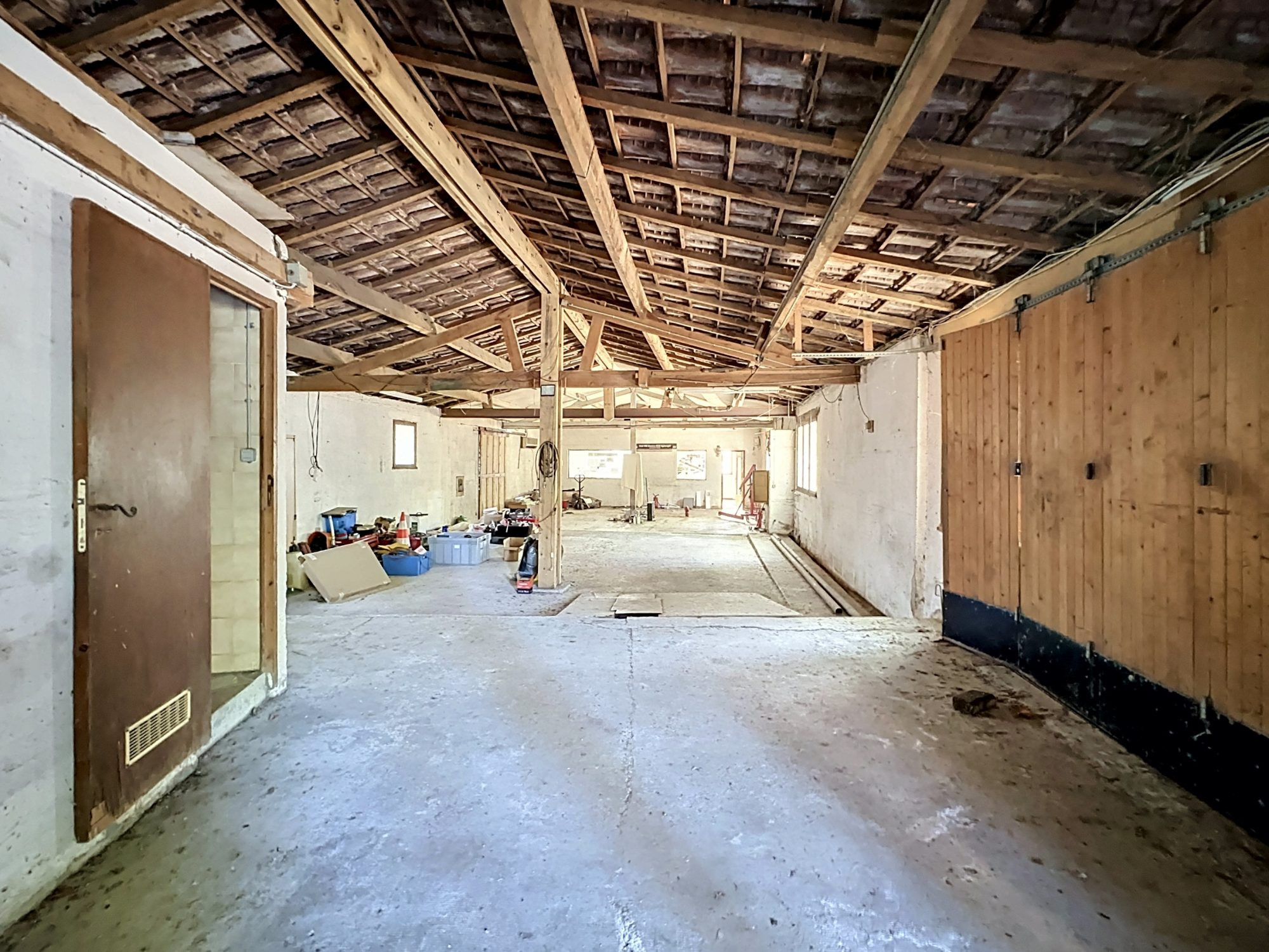 Local commercial 4 pièces 203 m² · à Antibes · 203 m² · 345 000 €