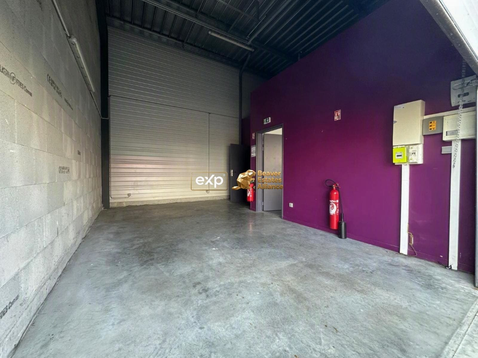 Immobilier pro à vendre à Tresses