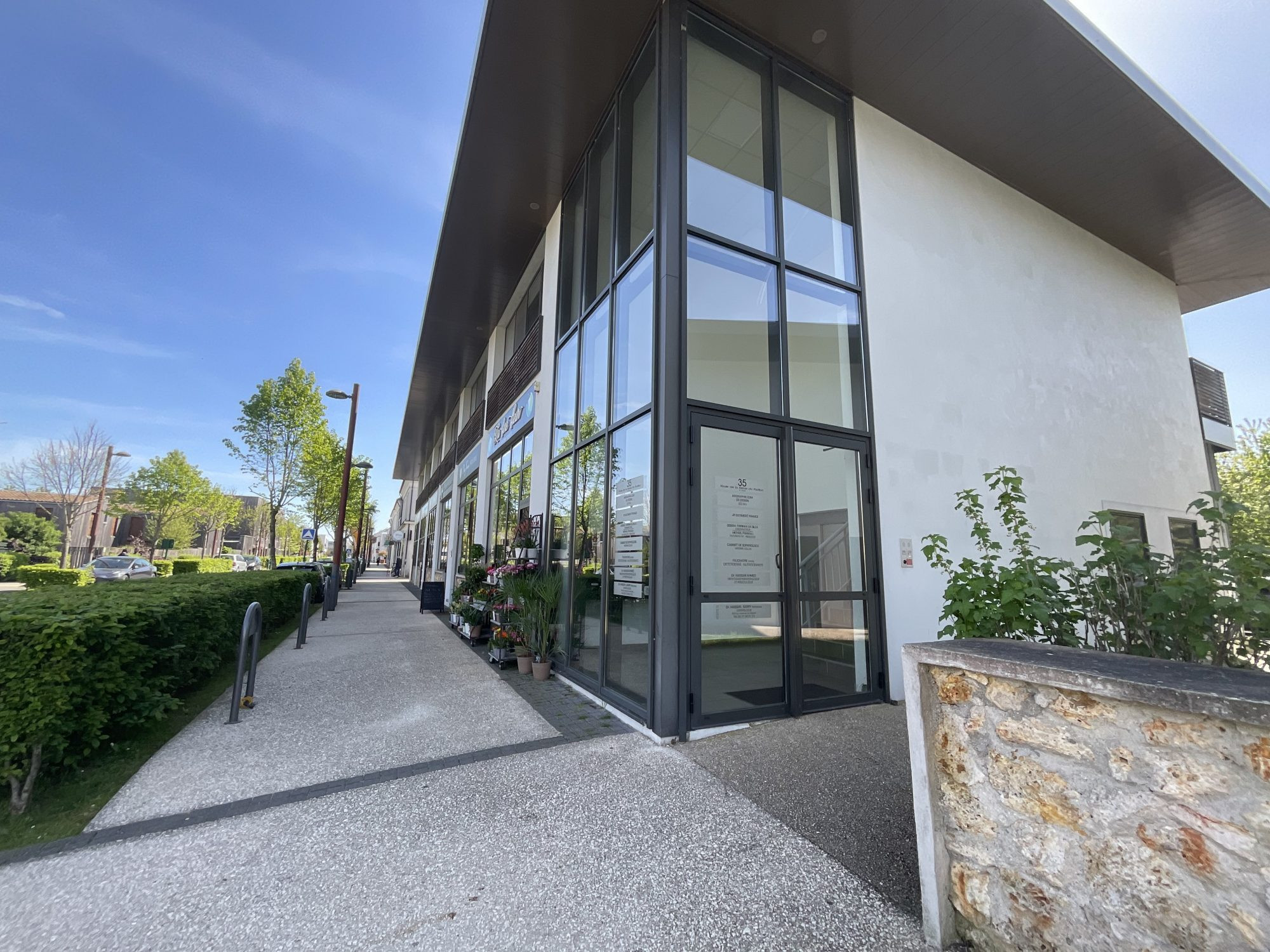 Immobilier pro à vendre à Chanteloup-en-Brie
